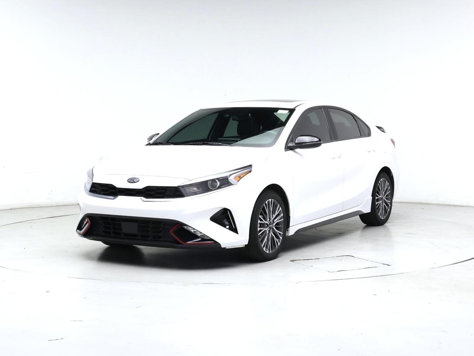 2024 Kia Forte GT-Line - Photo 5