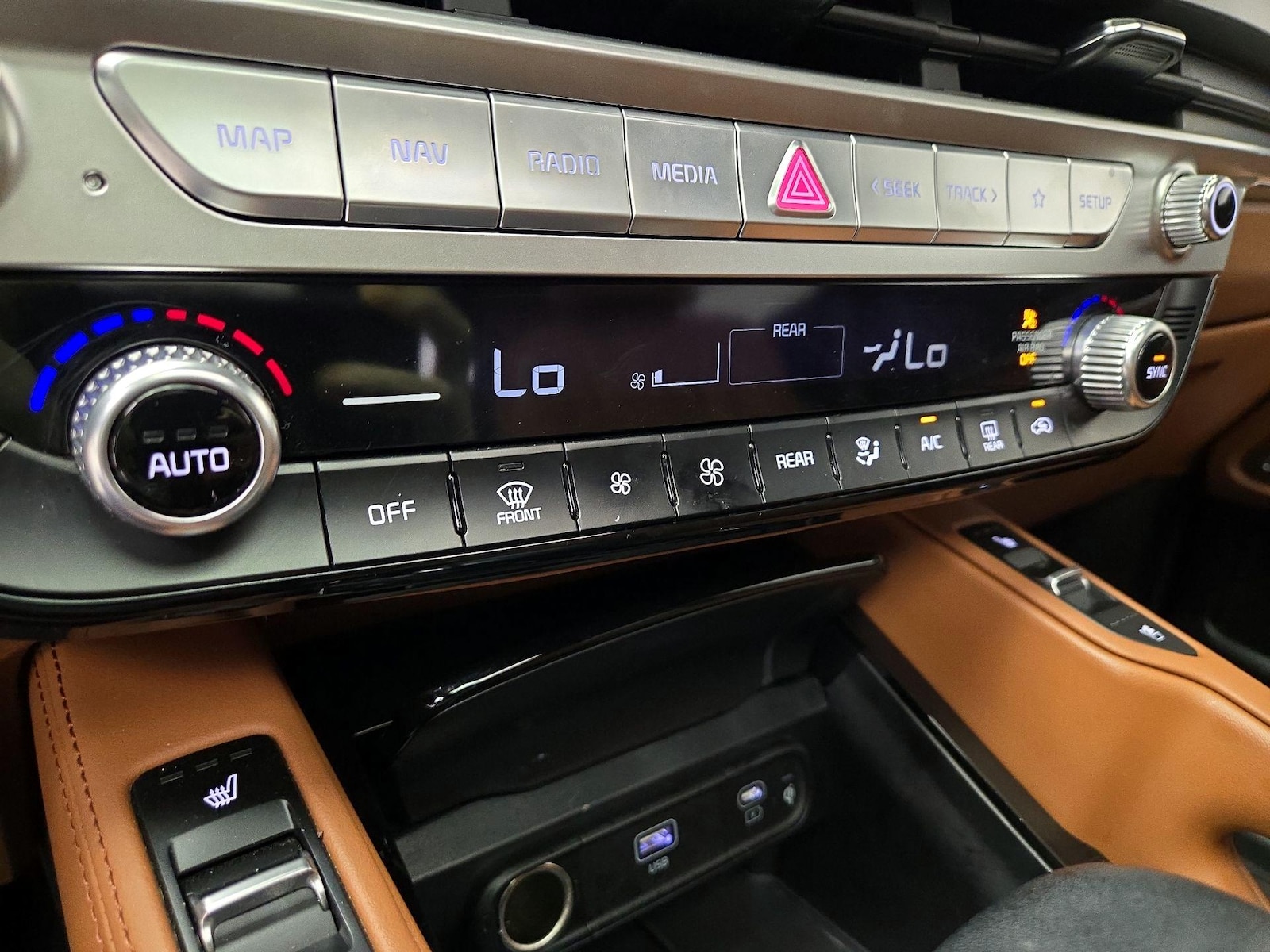 2024 Kia Telluride EX X-Line - Photo 18