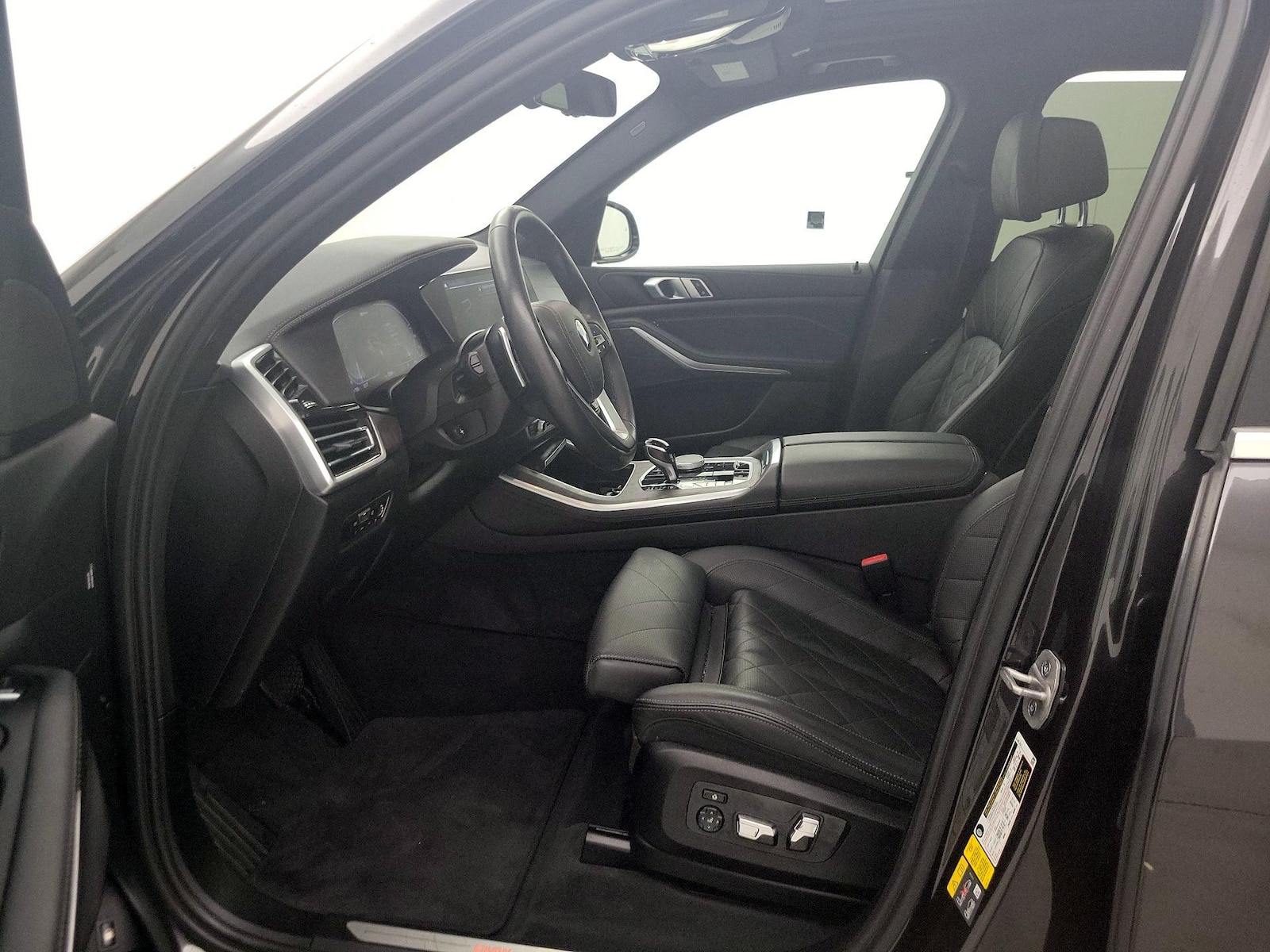 2023 BMW X5 45e - Photo 12