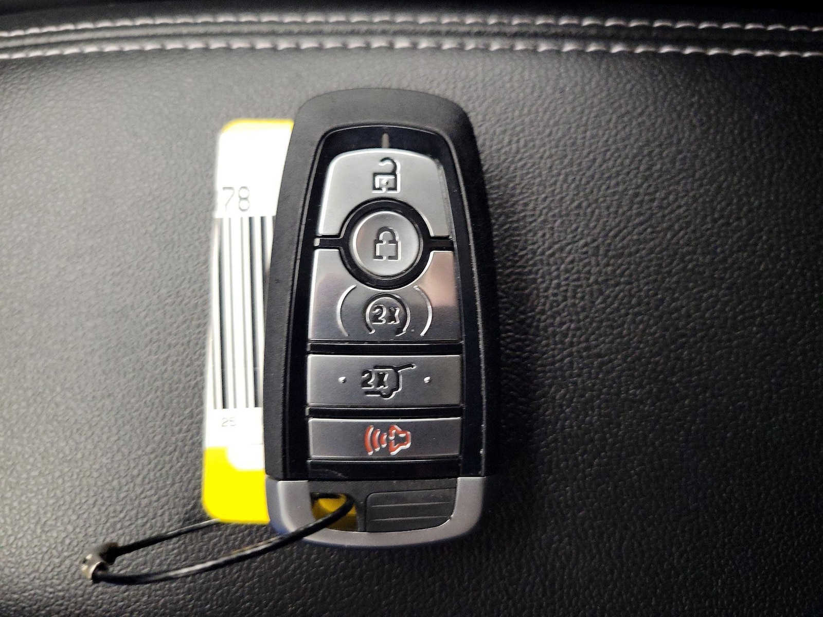 2025 Ford Escape Plug-in hybrid PHEV - Photo 26