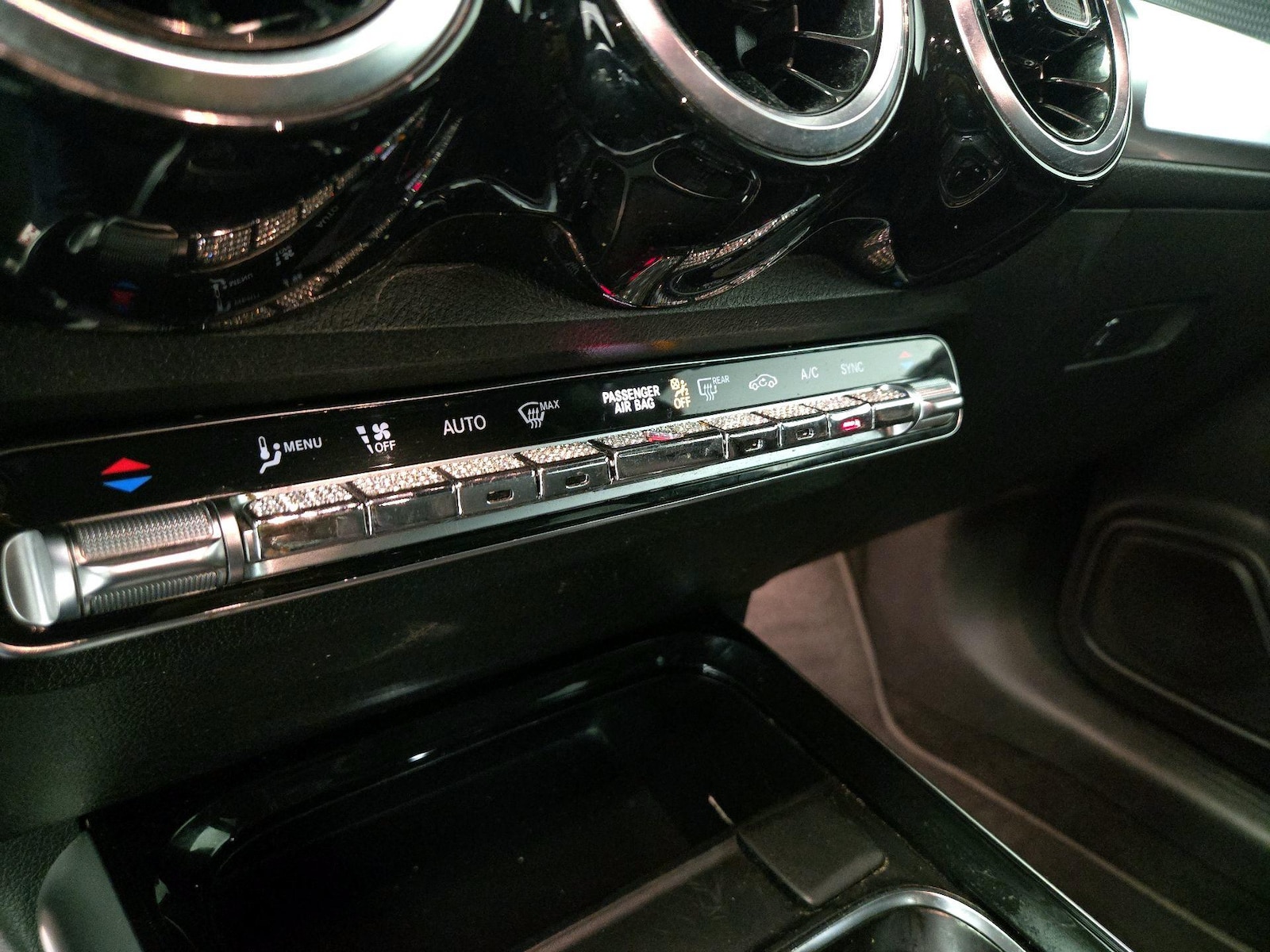 2021 Mercedes-Benz GLB Base - Photo 17