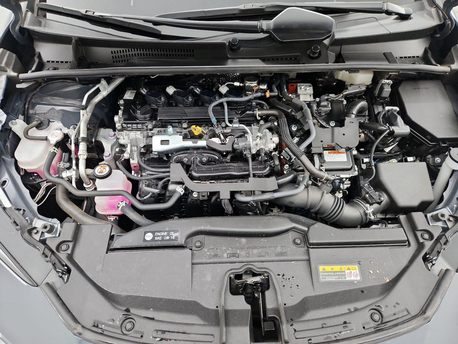 2025 Toyota Prius LE - Photo 22