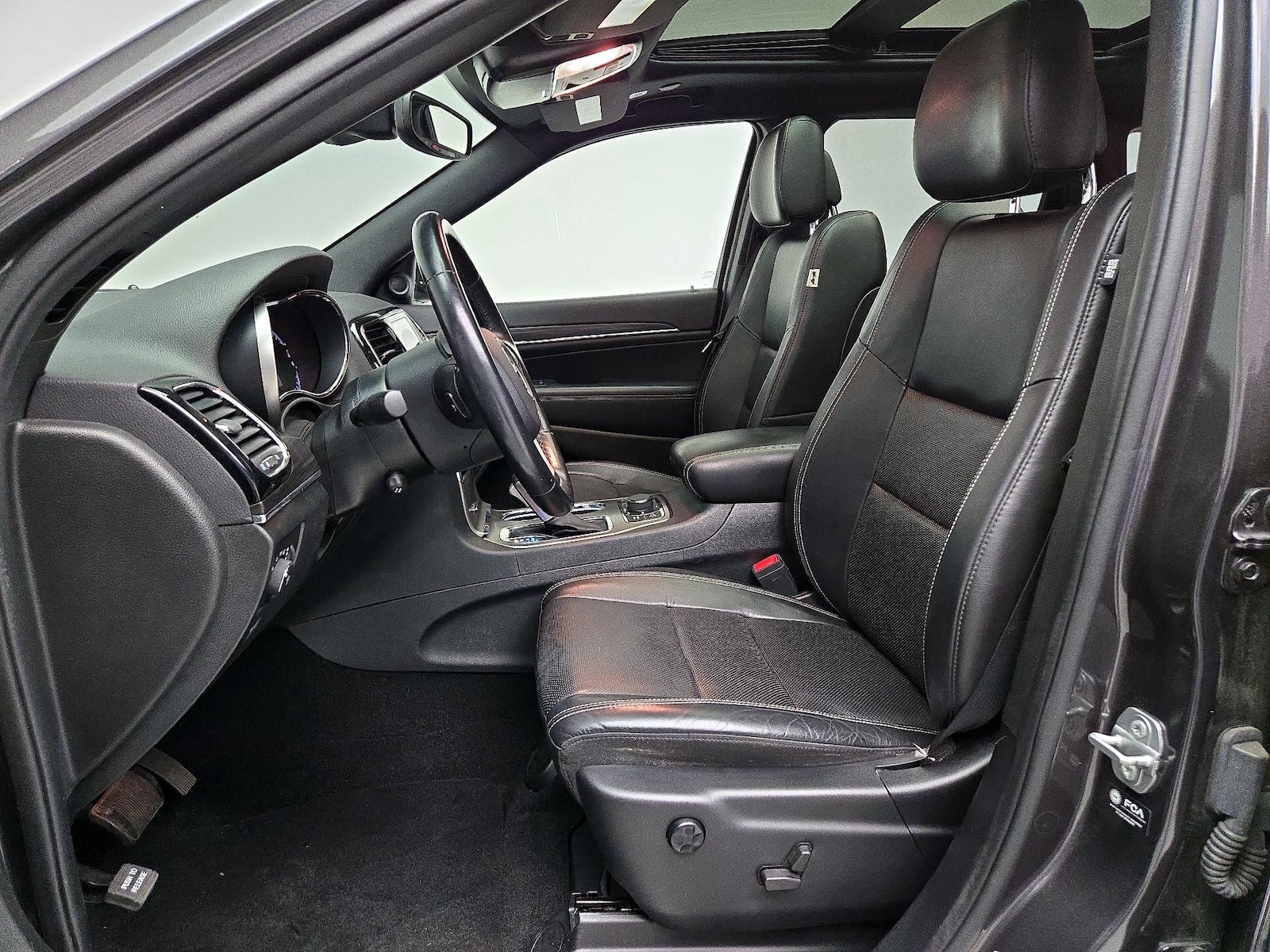2021 Jeep Grand Cherokee 80th Edition - Photo 12