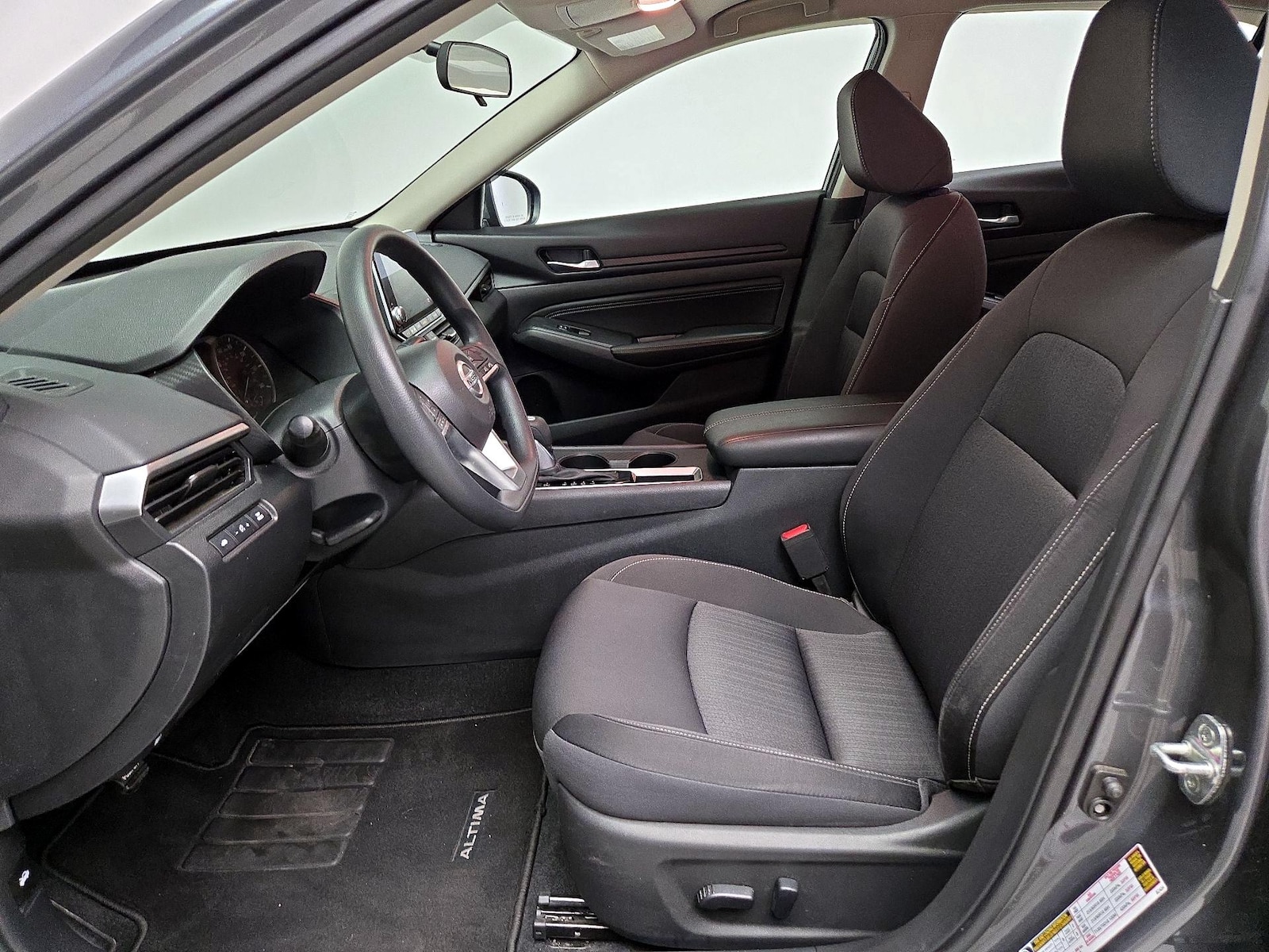 Power Seat(s) & Side Airbags