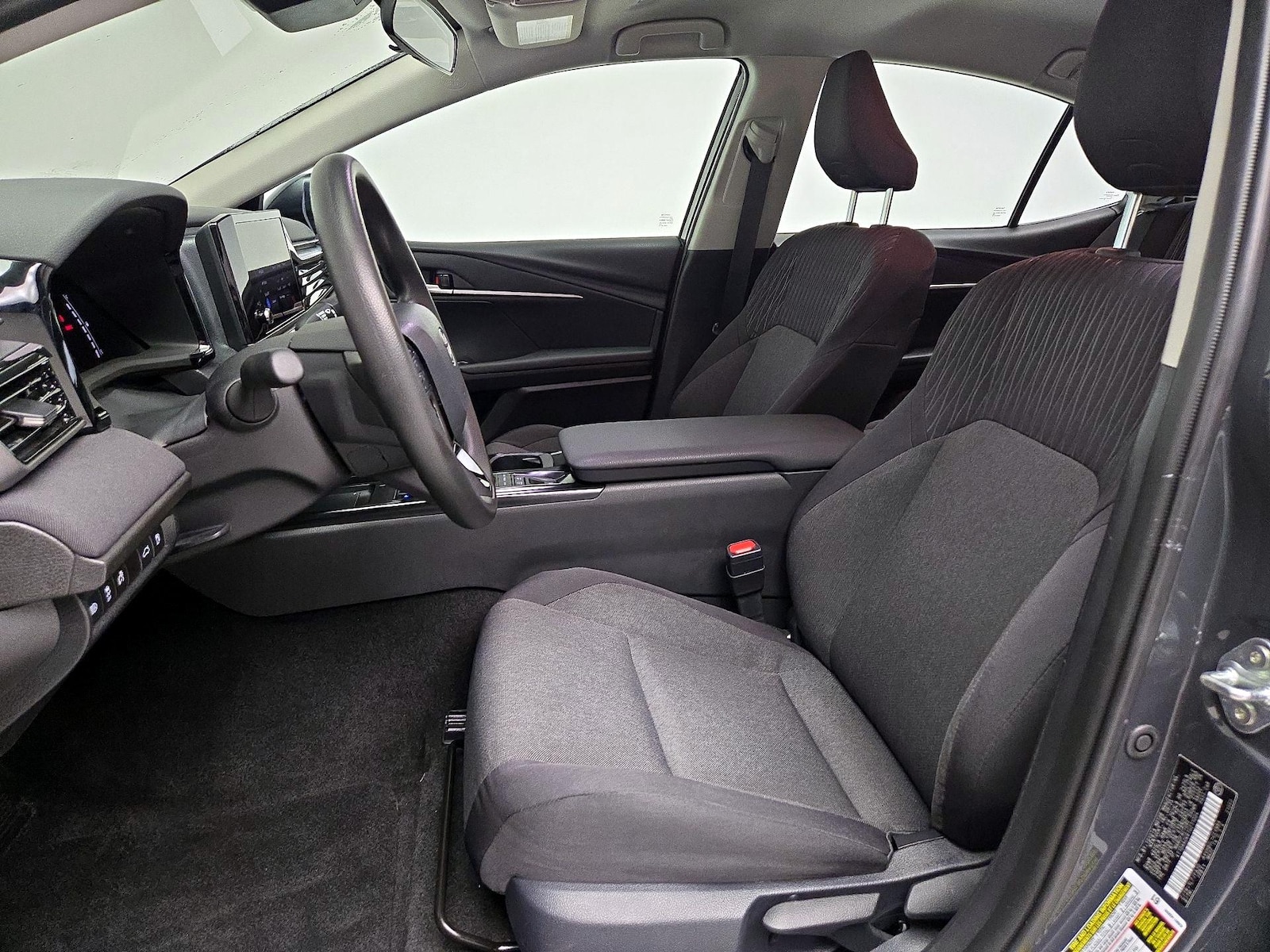 2026 Toyota Camry LE - Photo 12