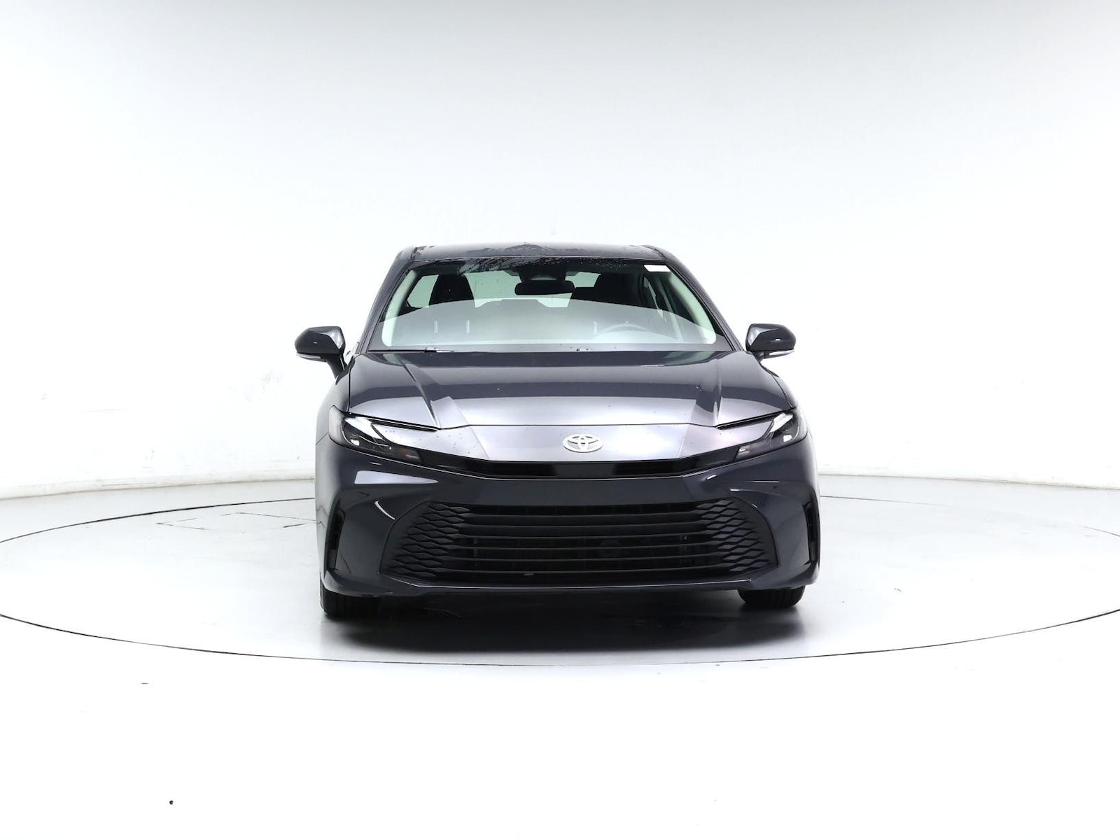 2026 Toyota Camry LE - Photo 6