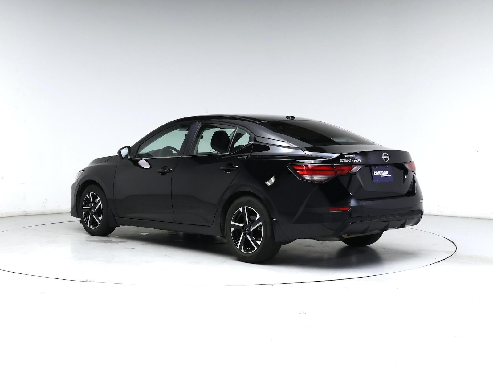 2025 Nissan Sentra SV - Photo 6