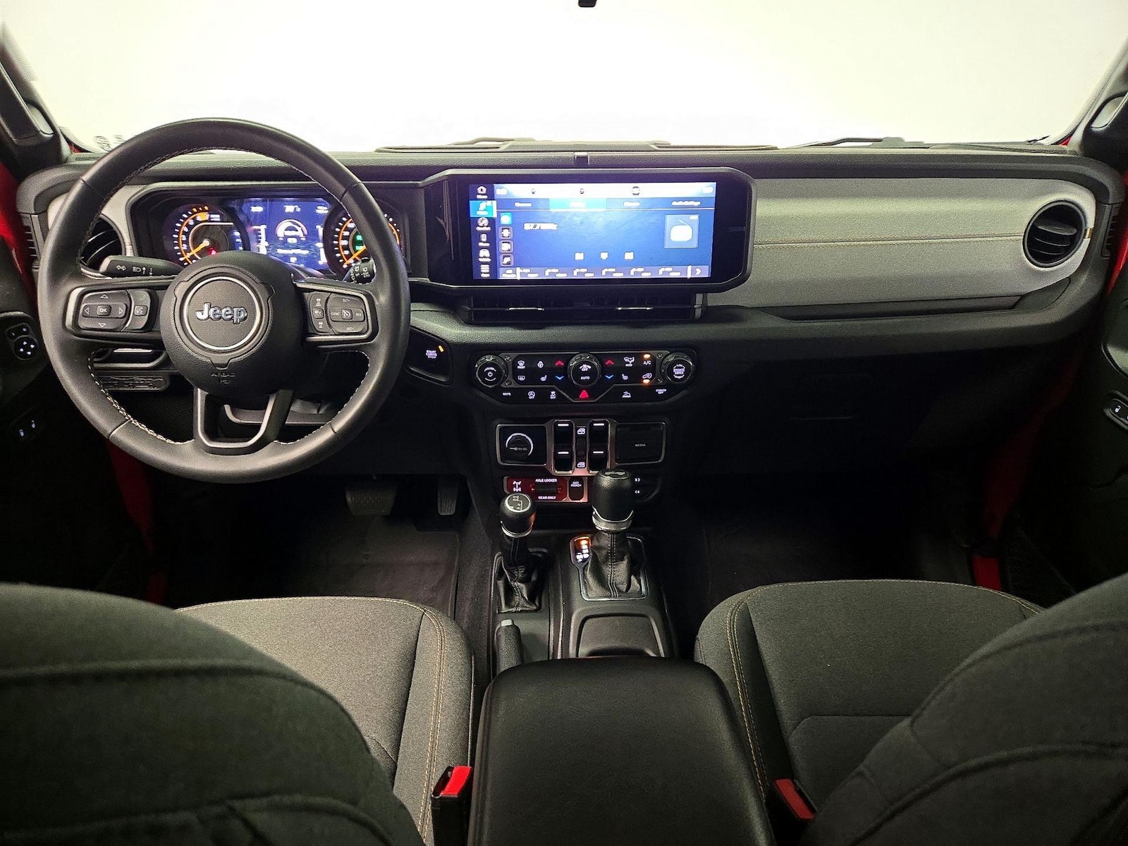 Apple CarPlay® & Android Auto™
