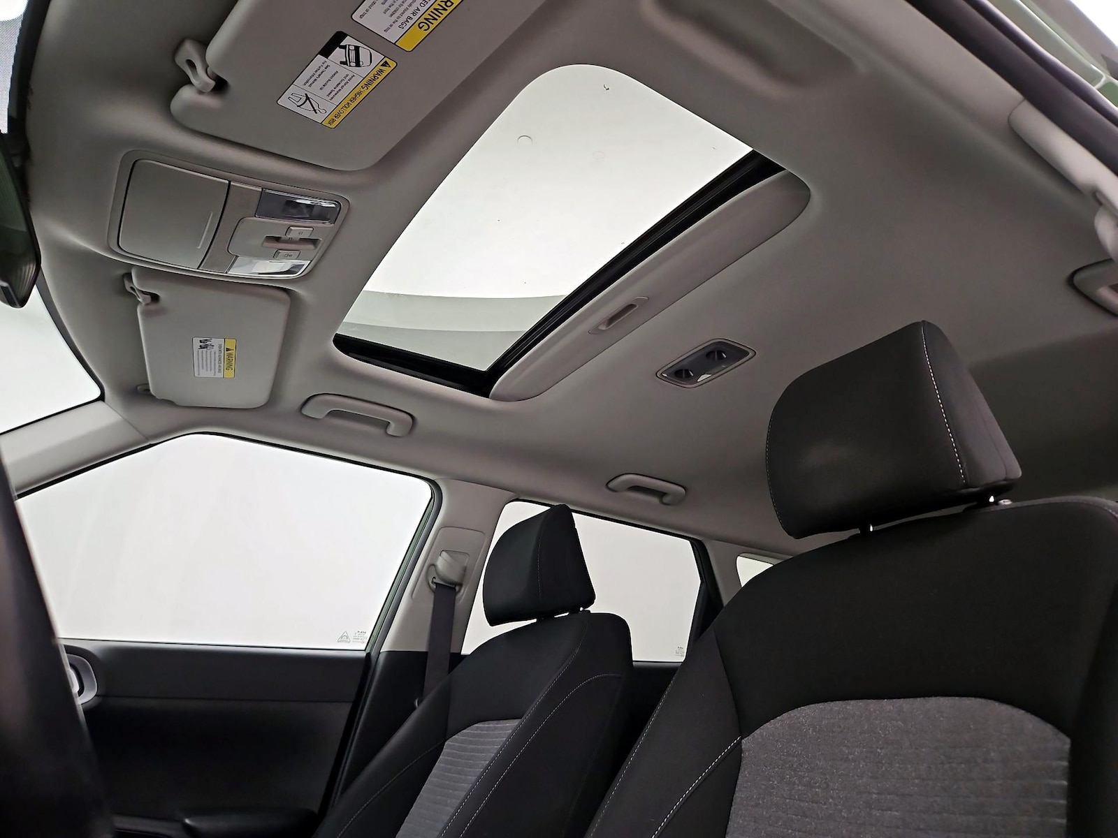 Sunroof(s) & Overhead Airbags