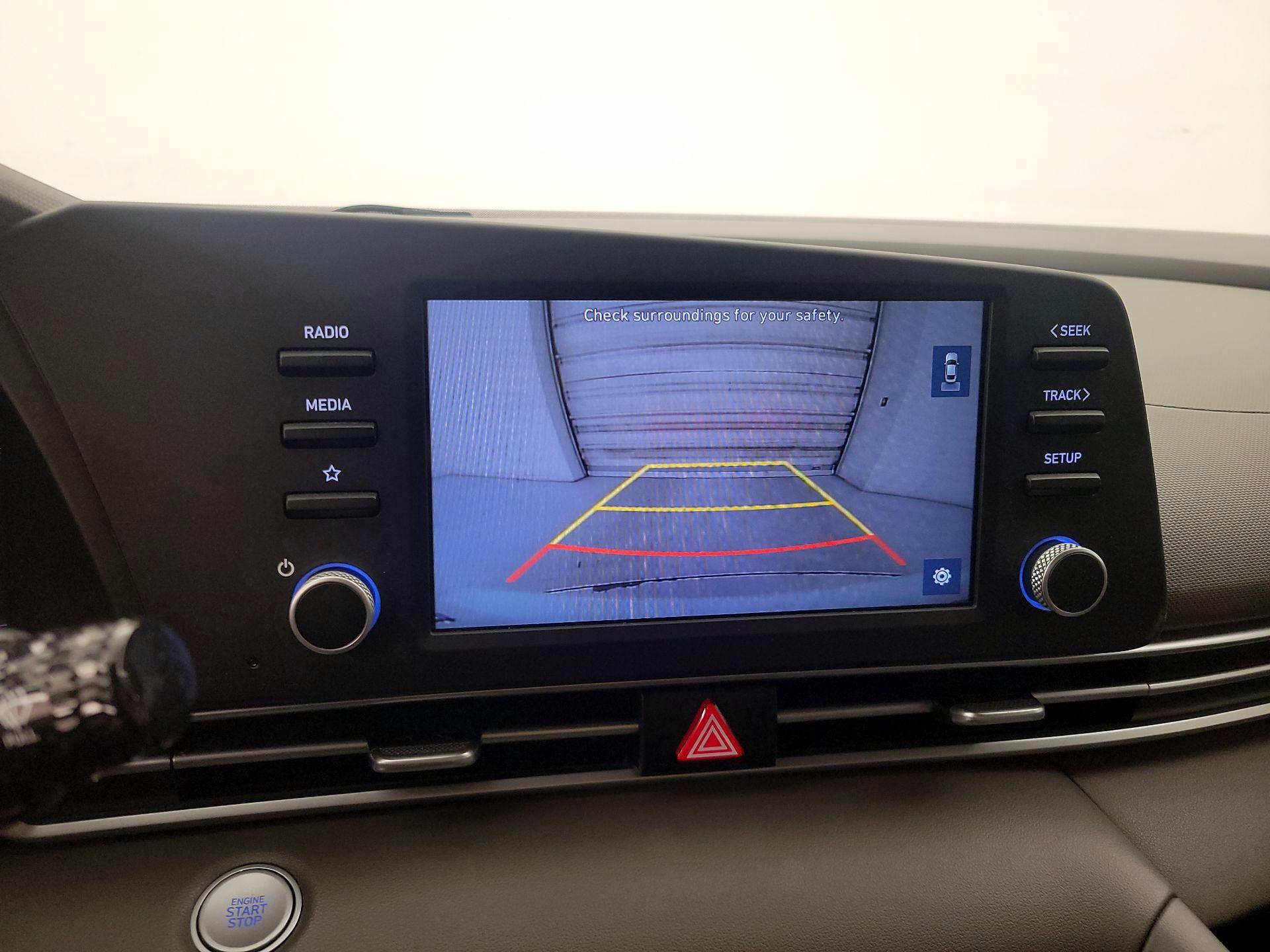 Thumbnail: 2021 Hyundai Elantra - 14