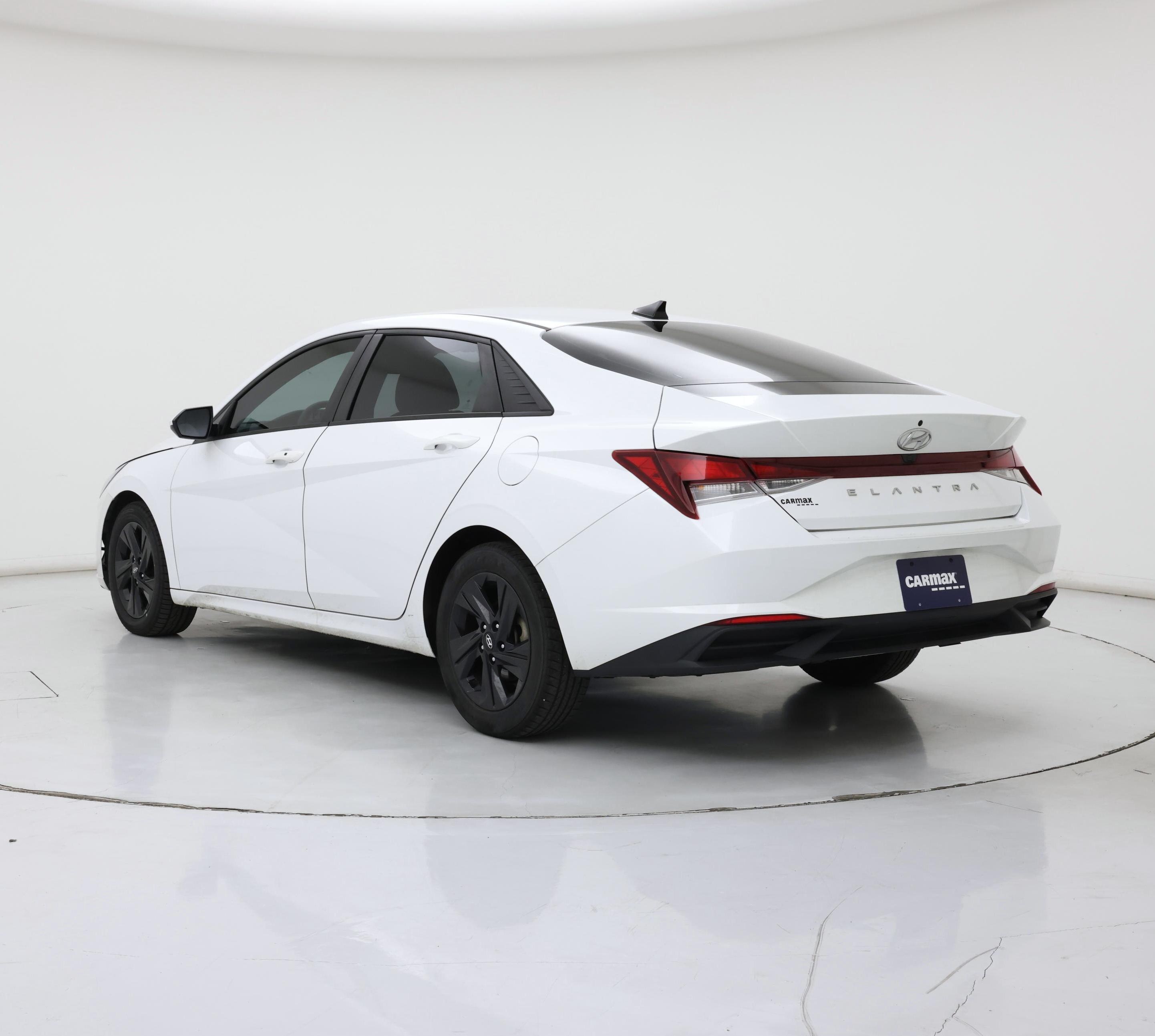 Thumbnail: 2021 Hyundai Elantra - 2
