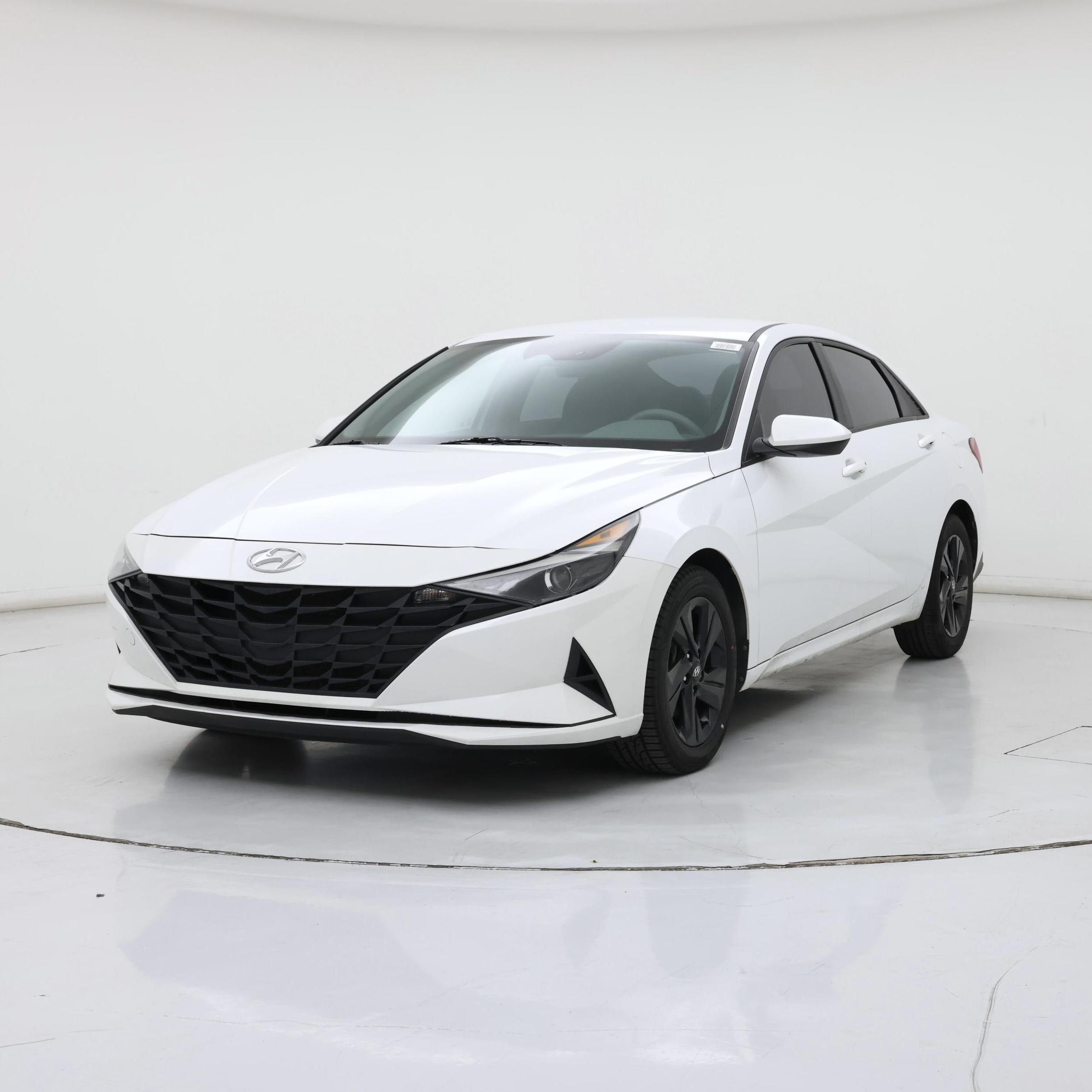 Thumbnail: 2021 Hyundai Elantra - 4