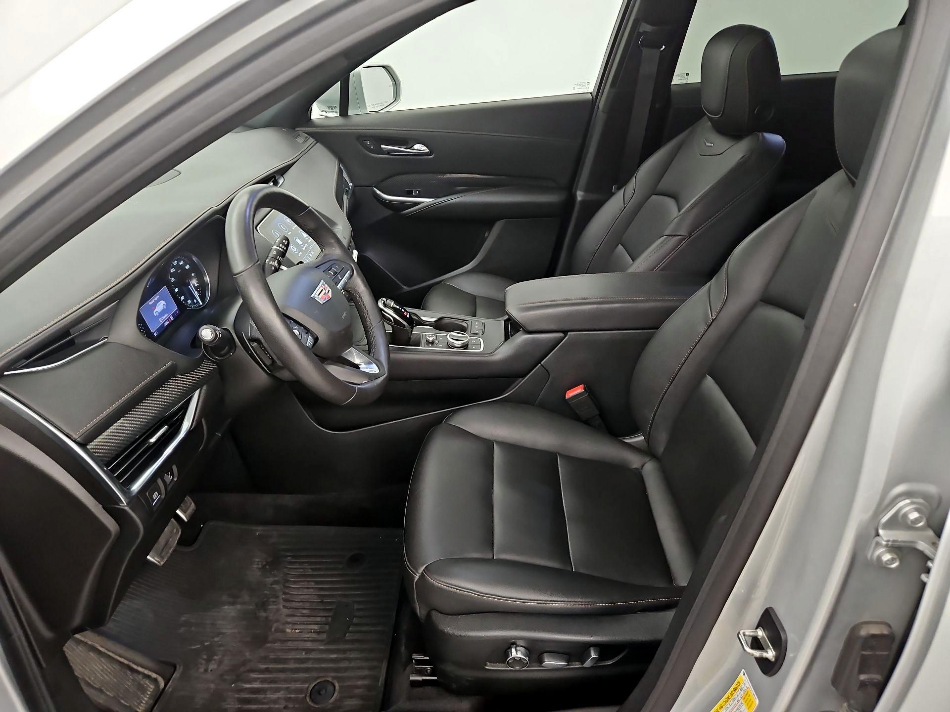 Thumbnail: 2020 Cadillac XT4 - 11