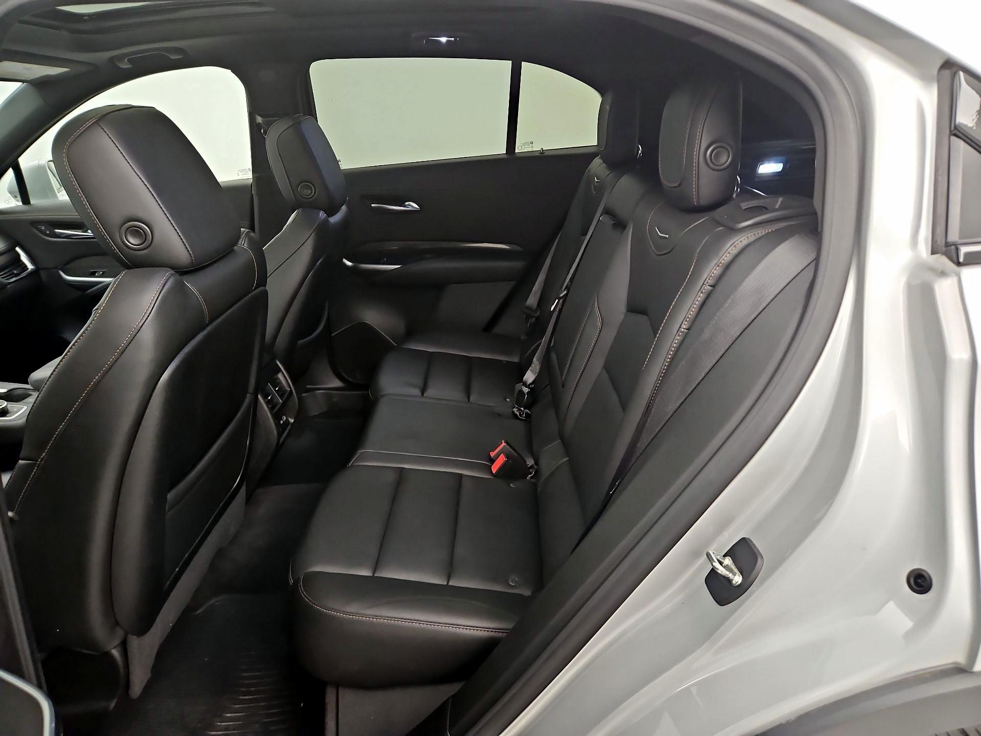 Thumbnail: 2020 Cadillac XT4 - 20