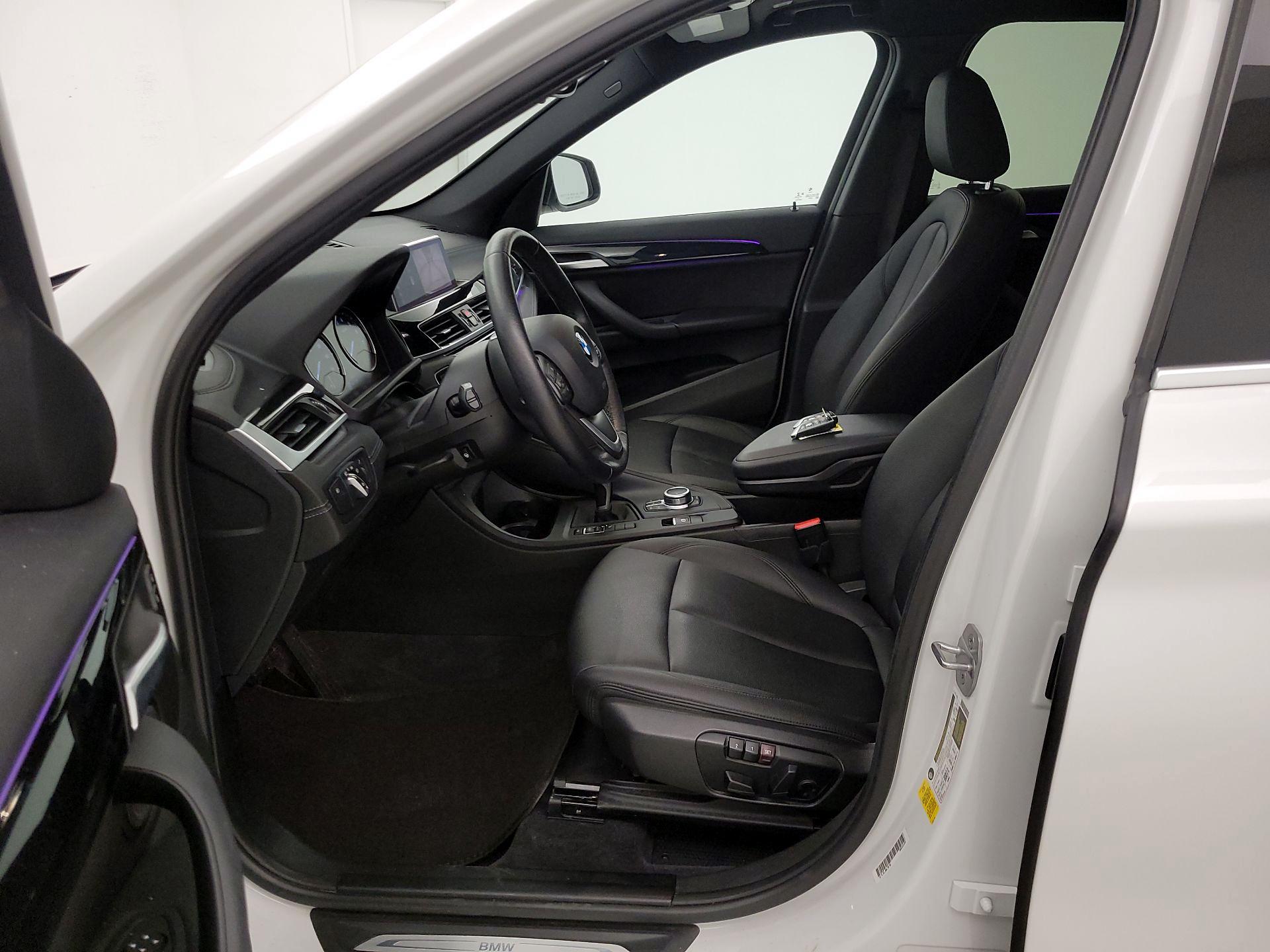 Thumbnail: 2020 BMW X1 - 11