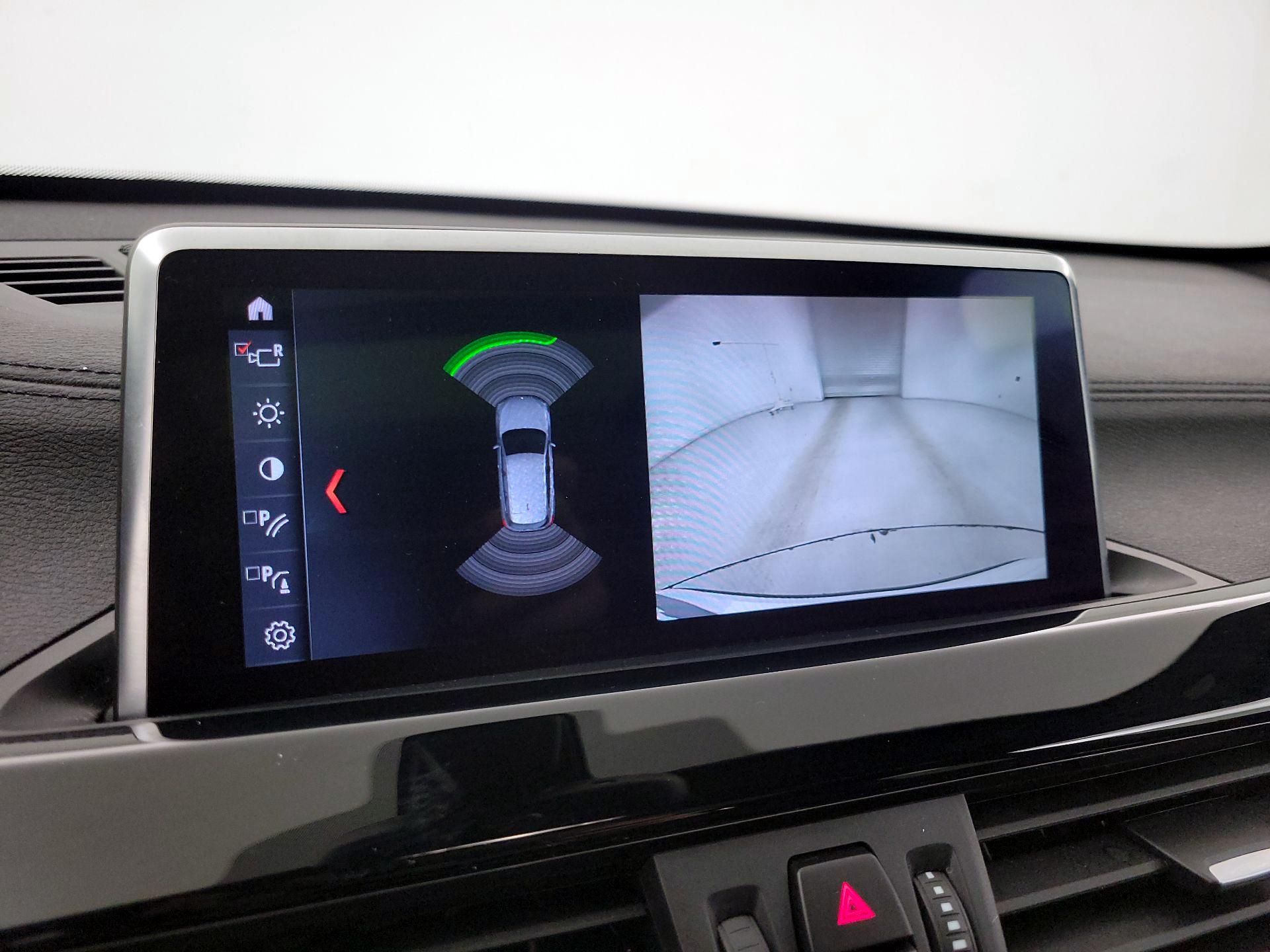 Thumbnail: 2020 BMW X1 - 15