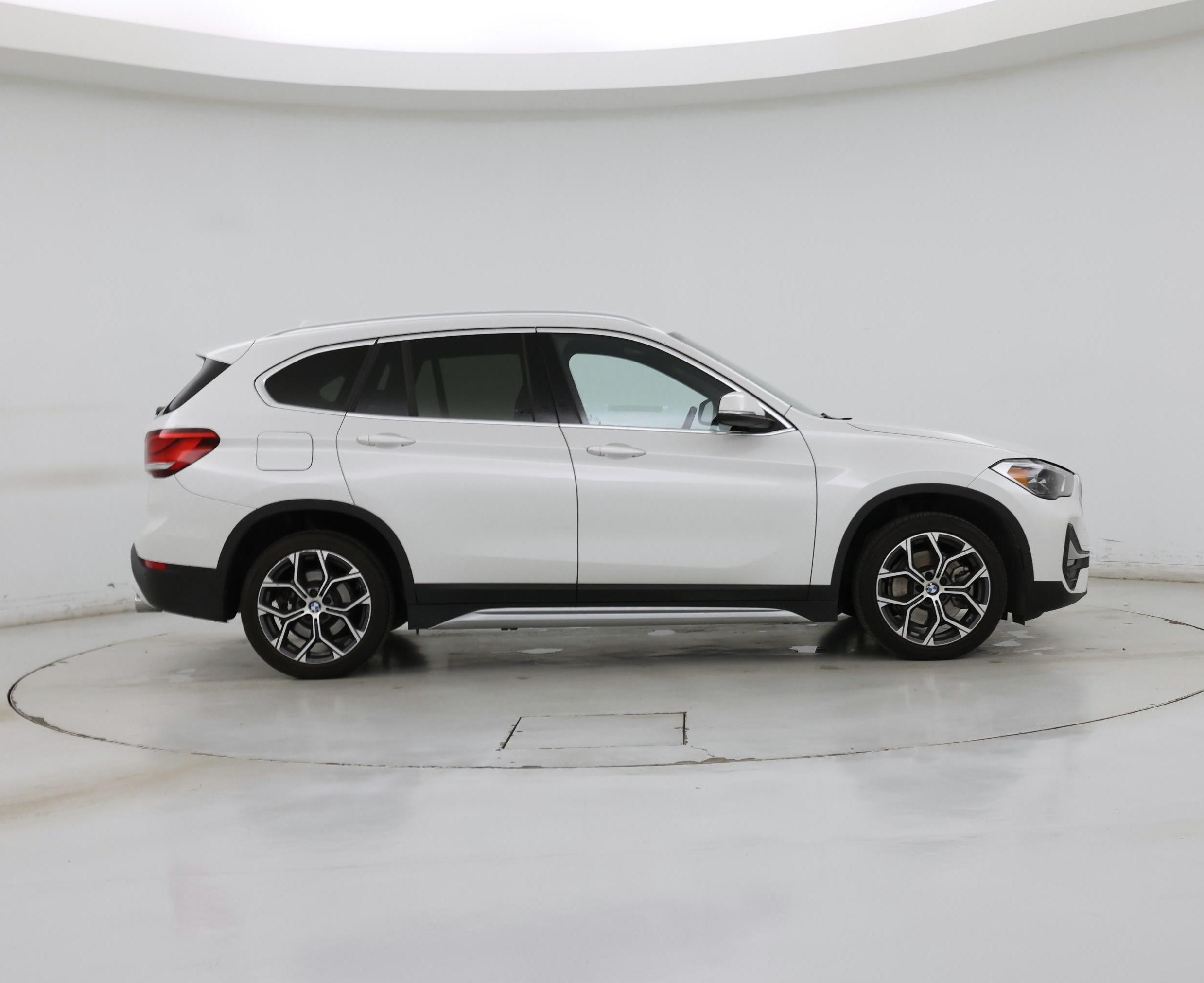 Thumbnail: 2020 BMW X1 - 7