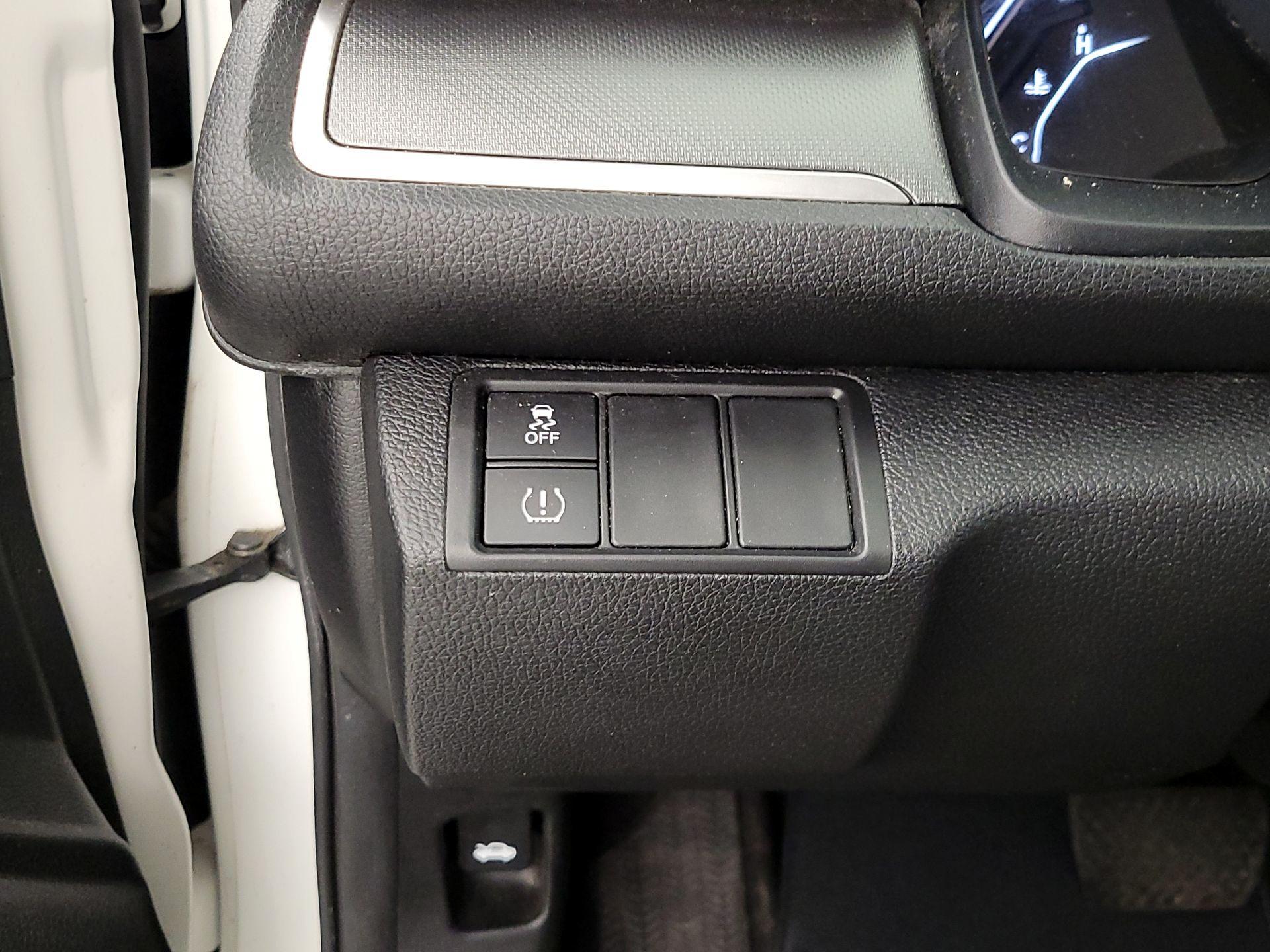 Thumbnail: 2017 Honda Civic - 13