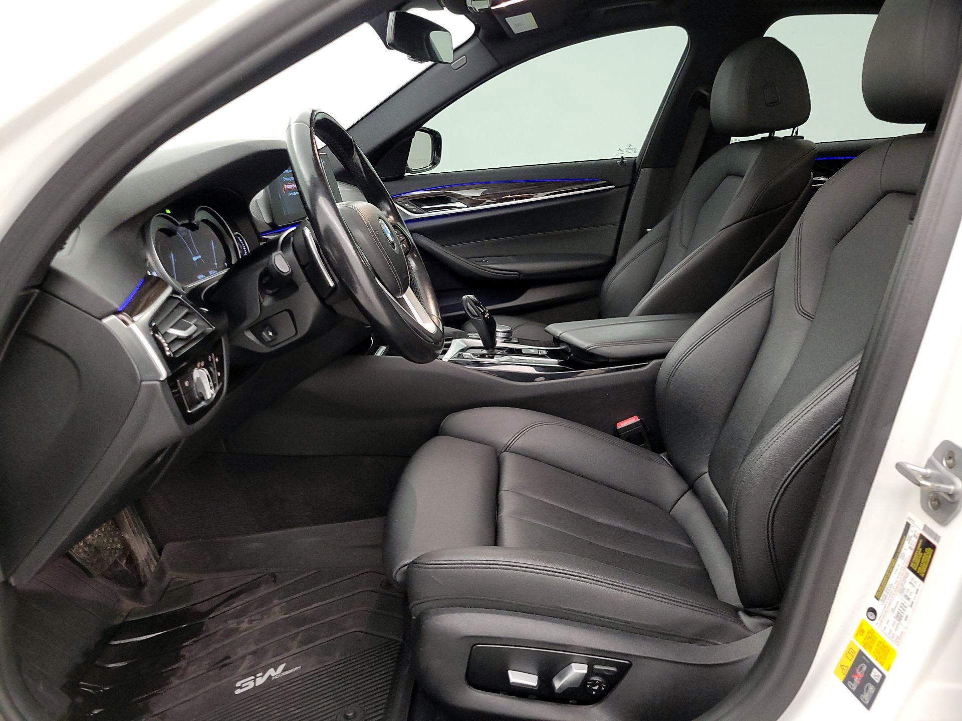 Thumbnail: 2018 BMW 5 Series - 11