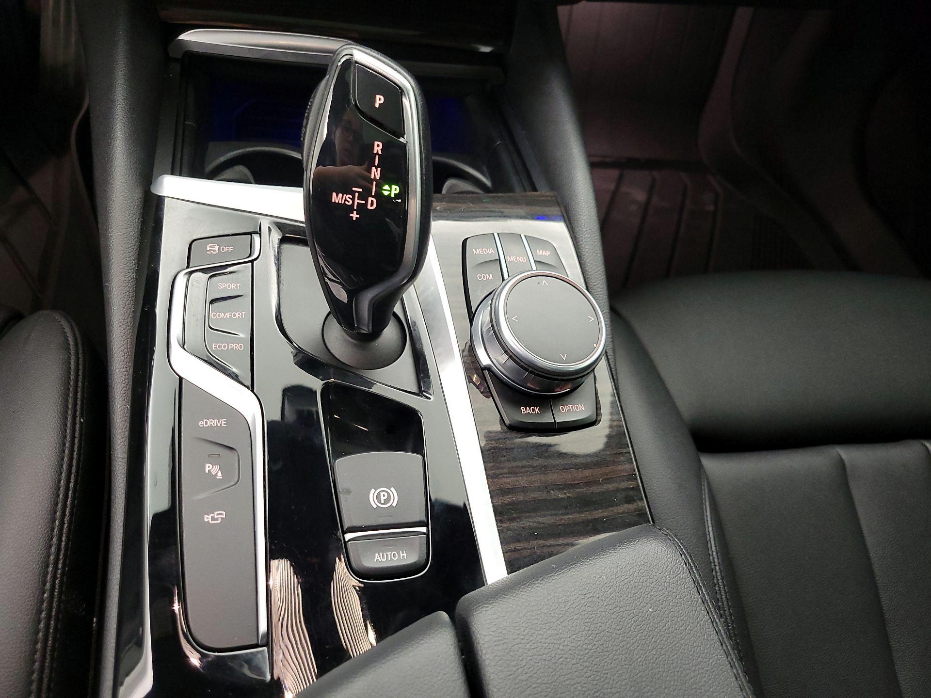 Thumbnail: 2018 BMW 5 Series - 18