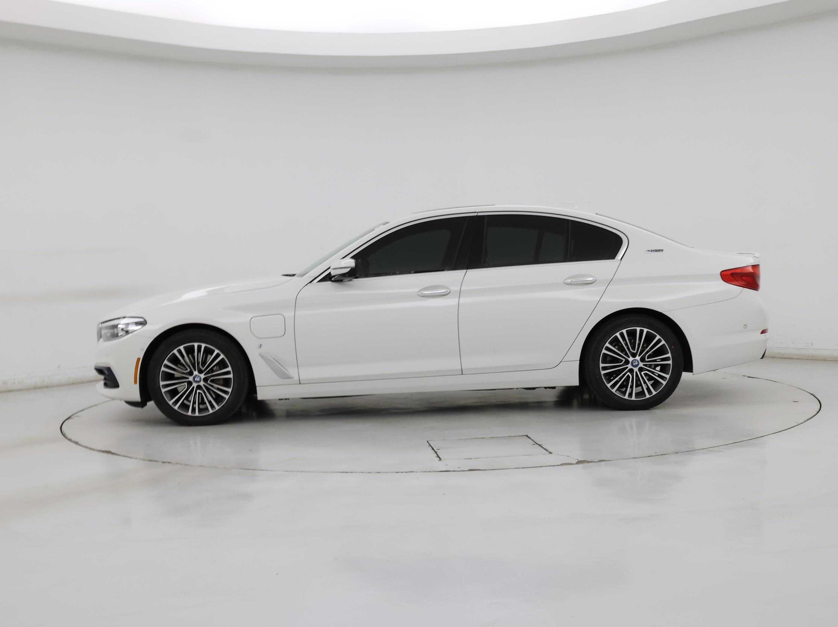 Thumbnail: 2018 BMW 5 Series - 3