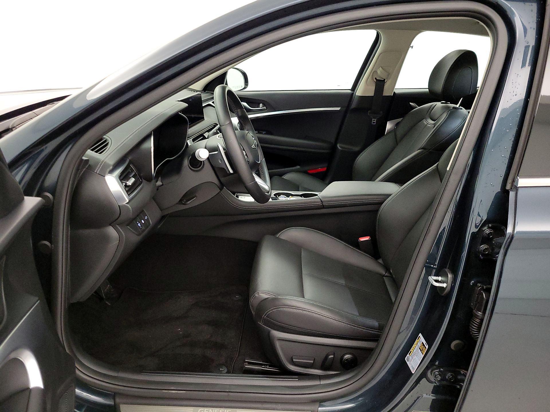 Thumbnail: 2025 Genesis G70 - 11