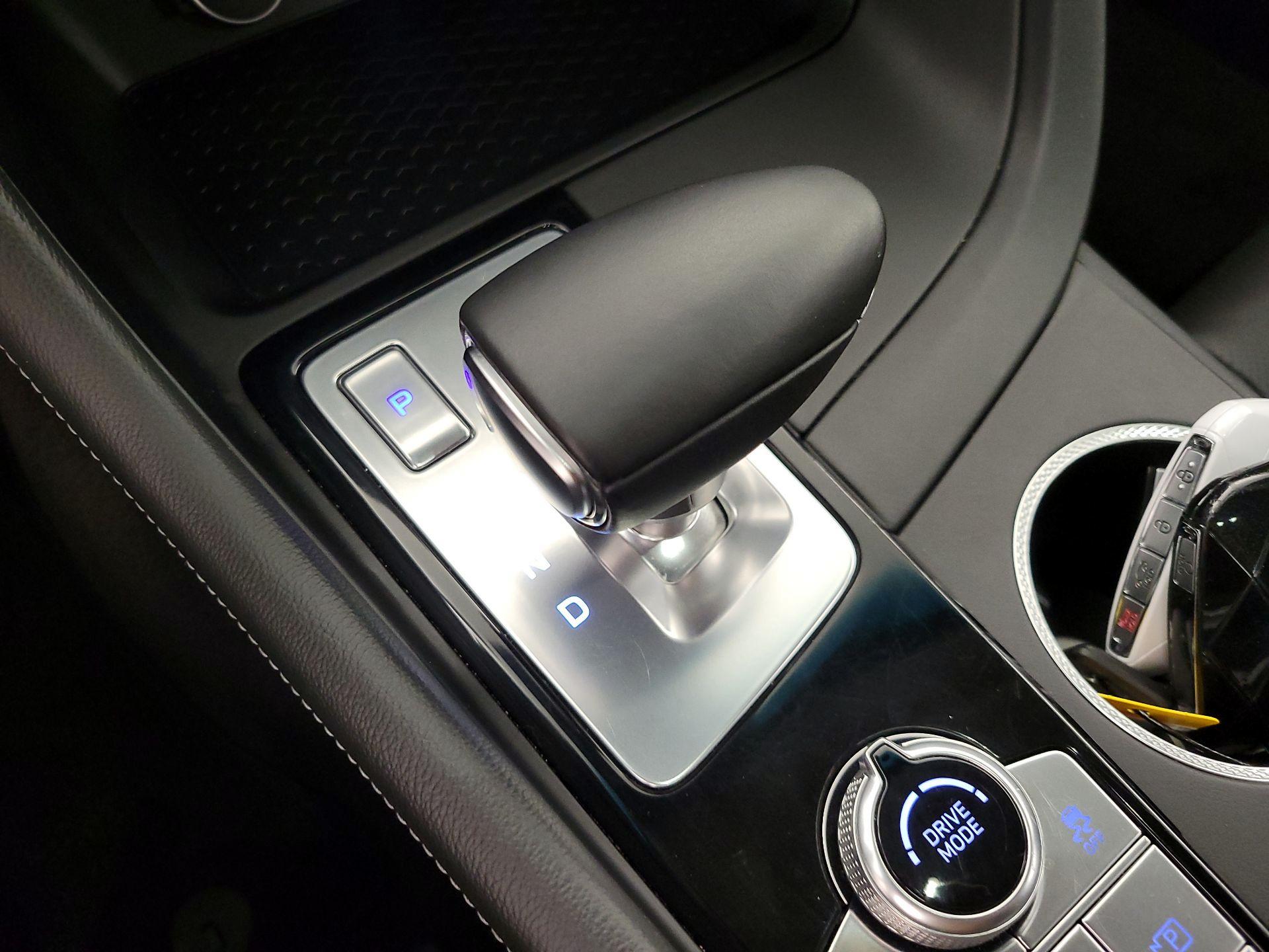 Thumbnail: 2025 Genesis G70 - 18