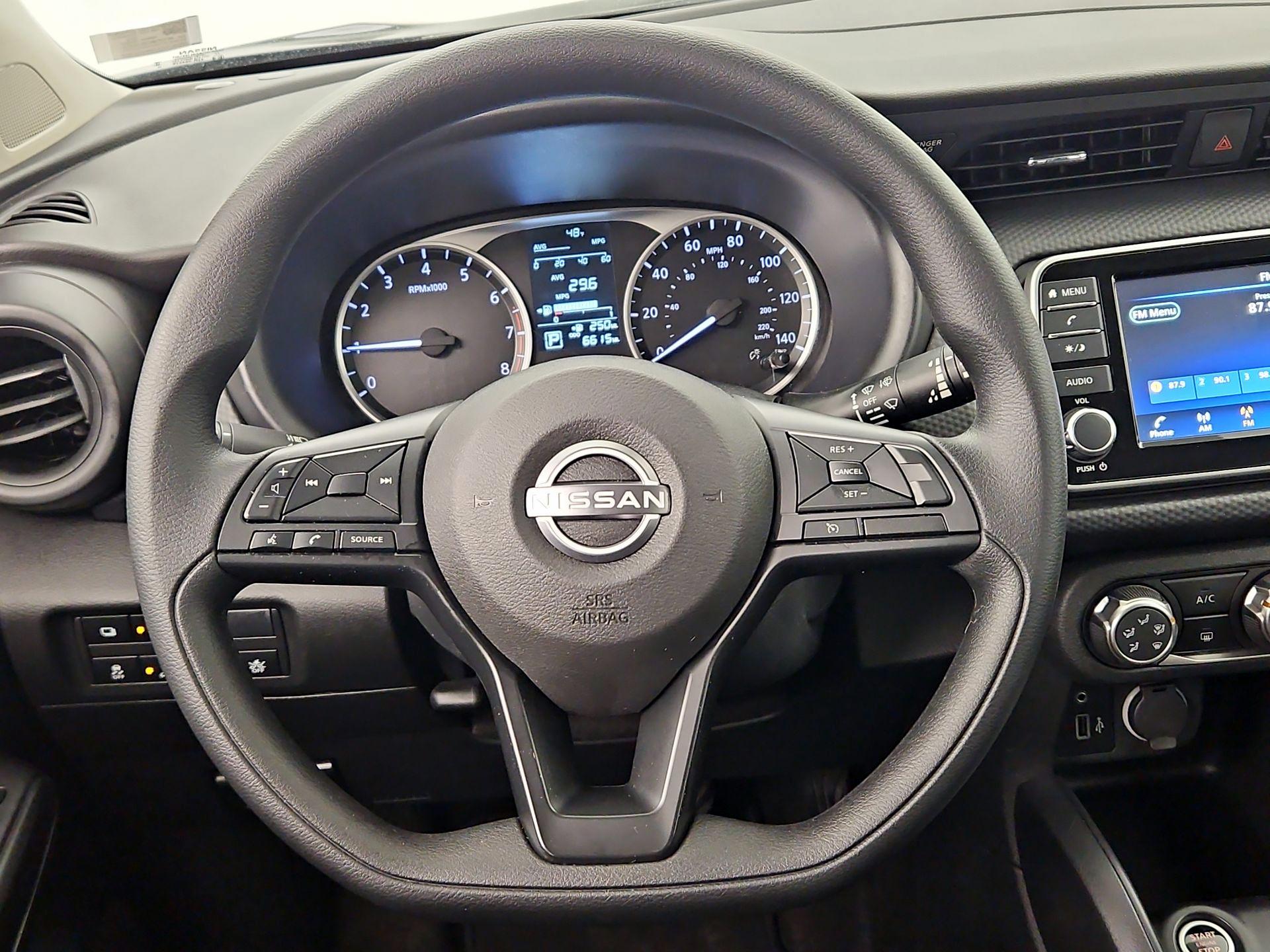 Thumbnail: 2025 Nissan Kicks - 10