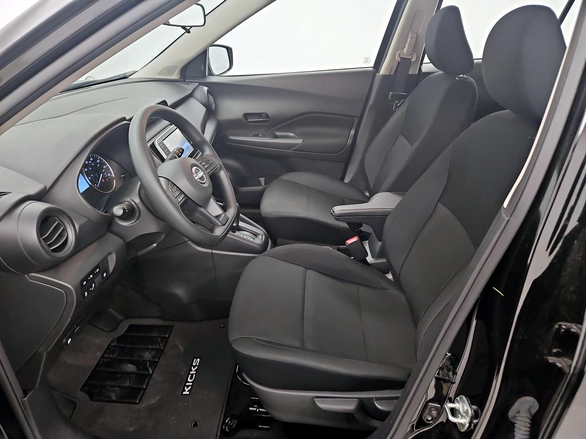 Thumbnail: 2025 Nissan Kicks - 11