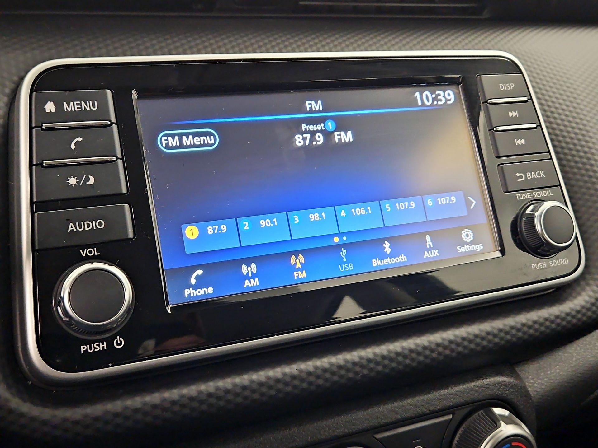 Thumbnail: 2025 Nissan Kicks - 15