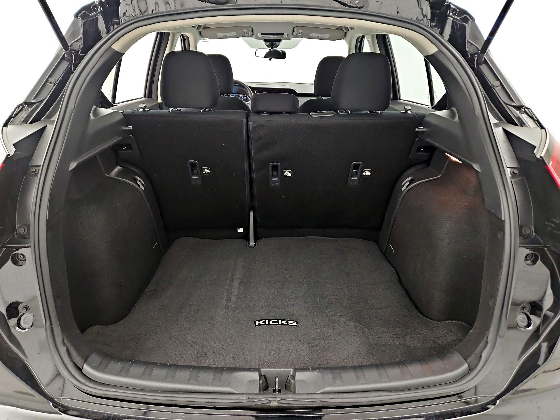 Thumbnail: 2025 Nissan Kicks - 20