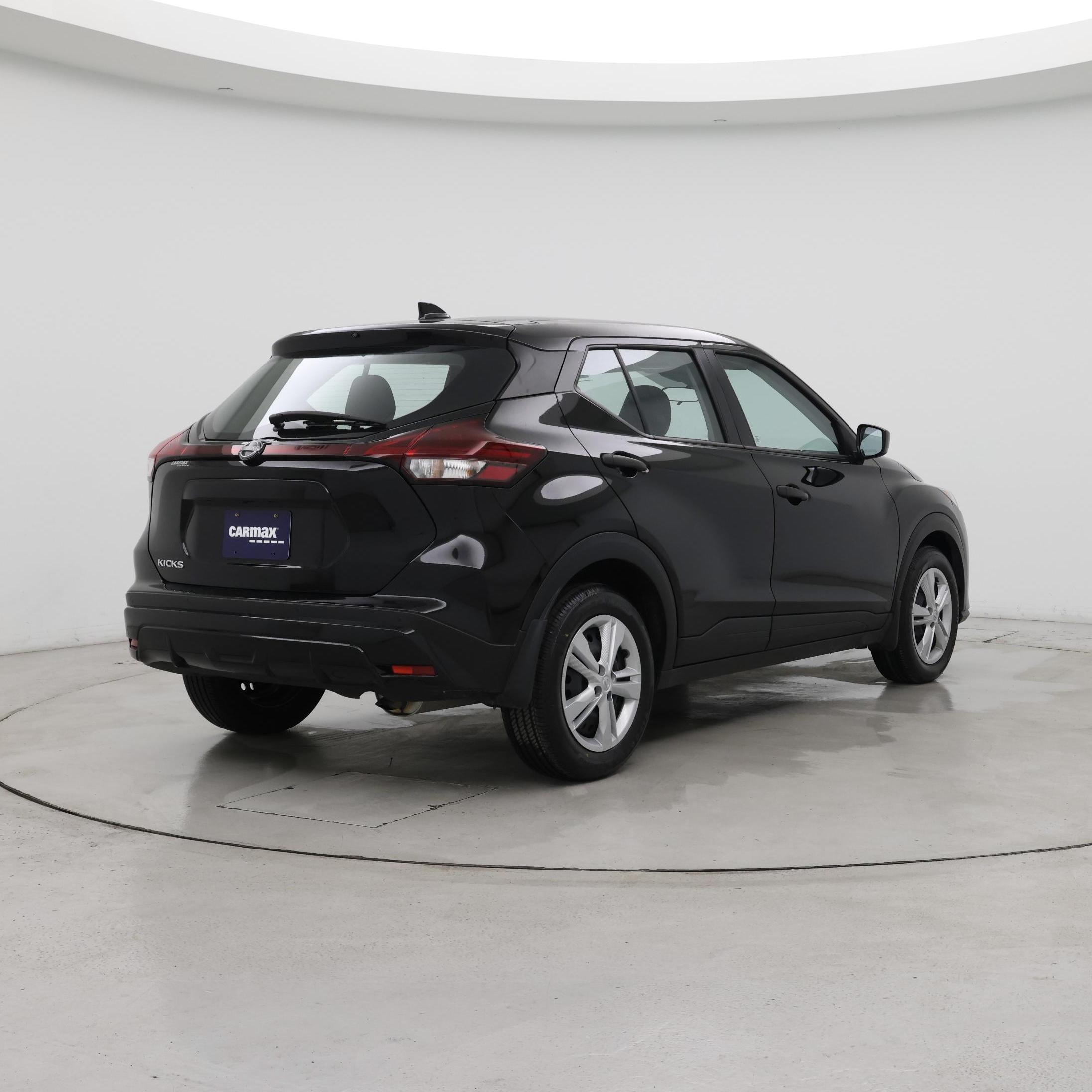 Thumbnail: 2025 Nissan Kicks - 8