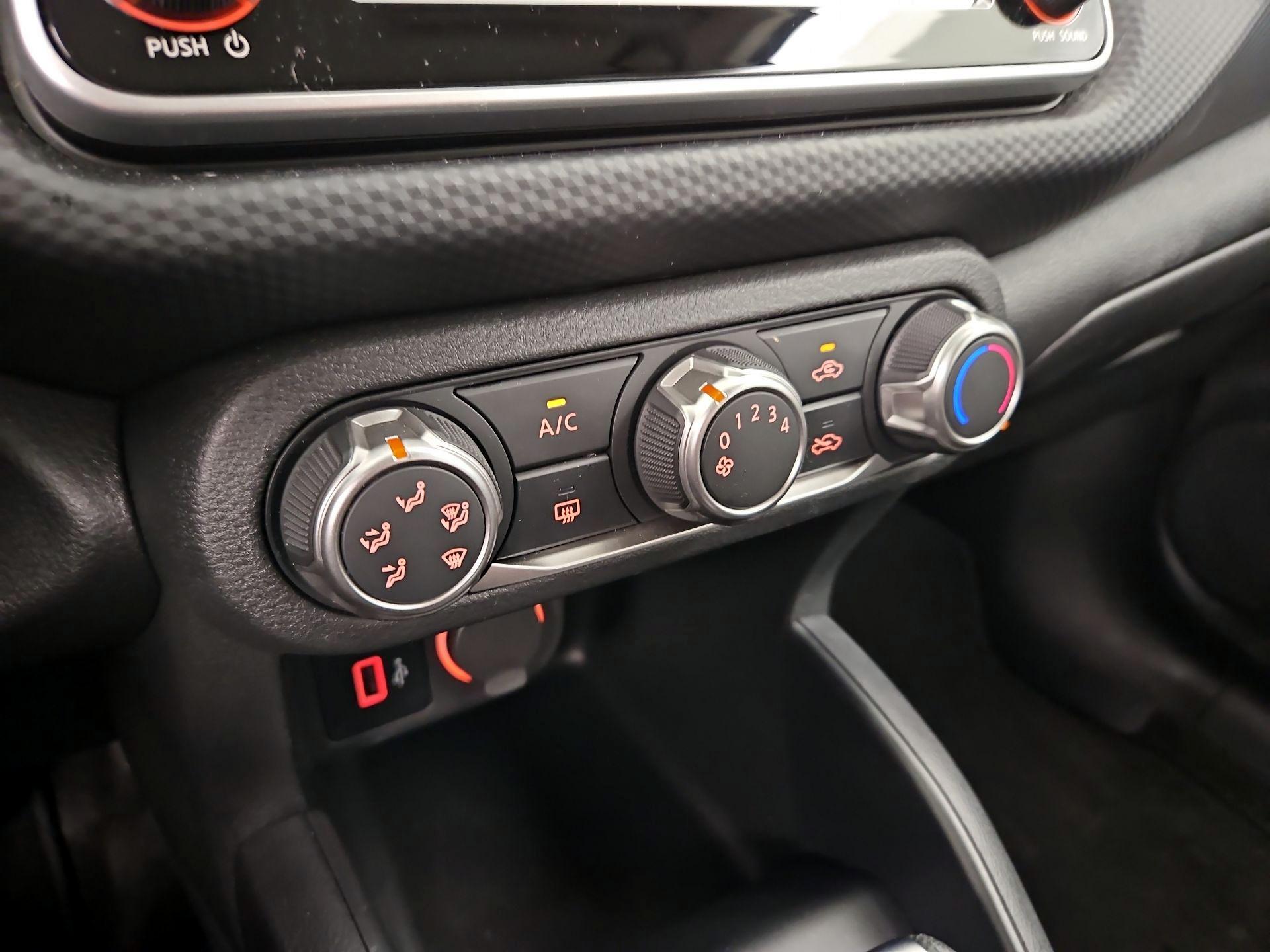 Thumbnail: 2025 Nissan Kicks - 16