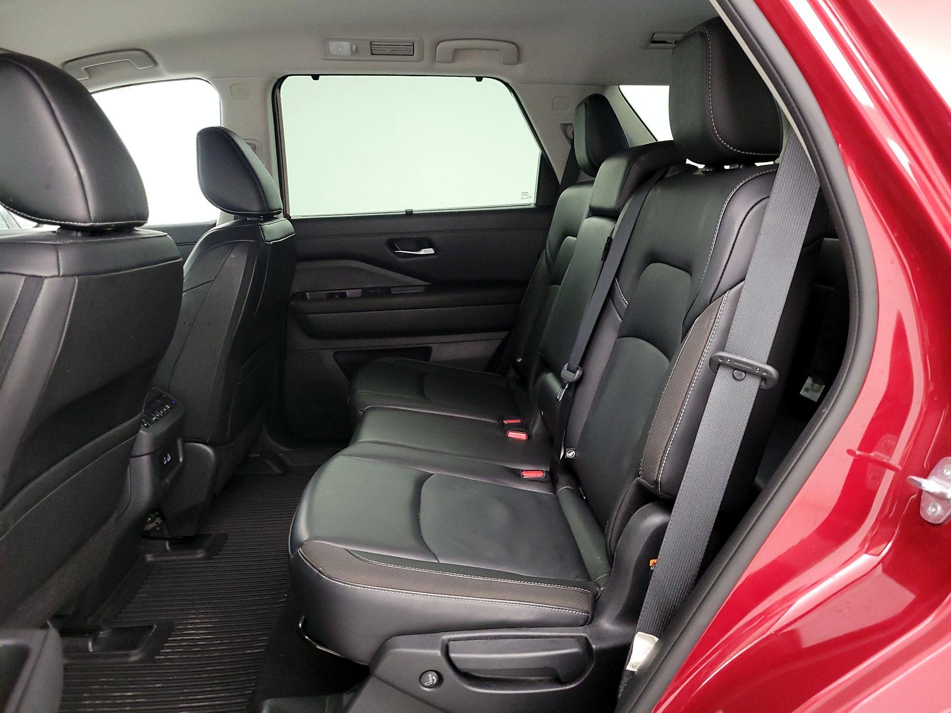 Thumbnail: 2023 Nissan Pathfinder - 20