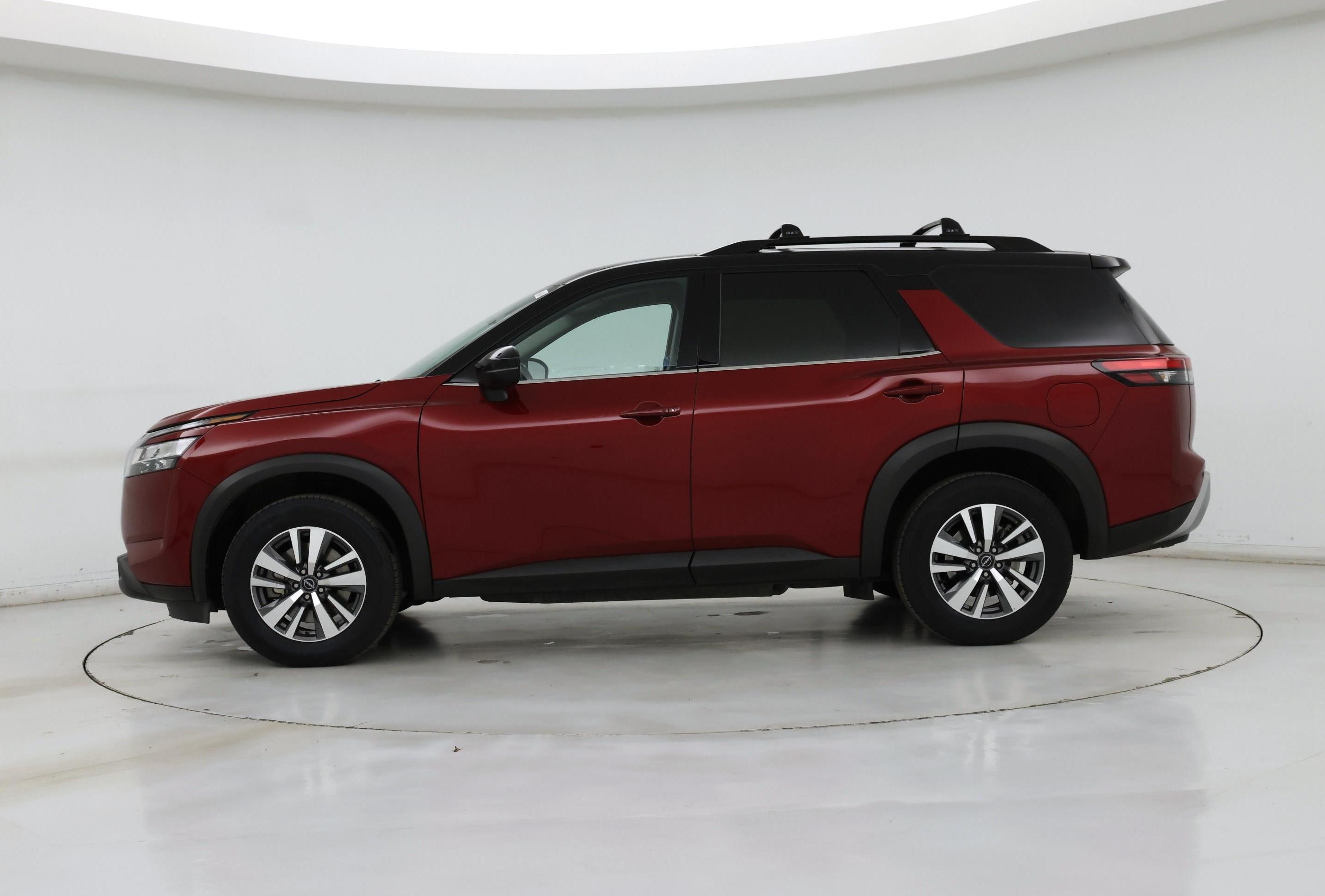 Thumbnail: 2023 Nissan Pathfinder - 3
