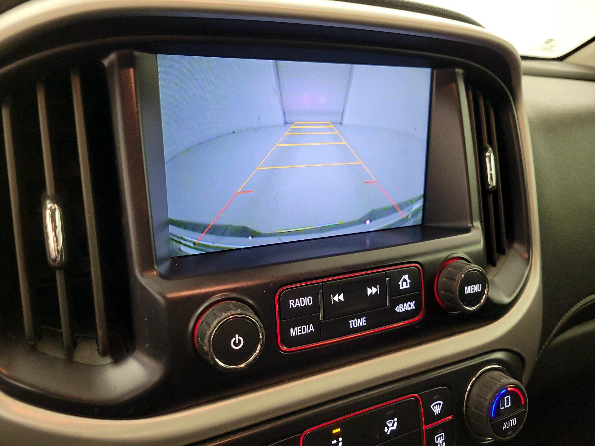 Thumbnail: 2015 GMC Canyon - 15
