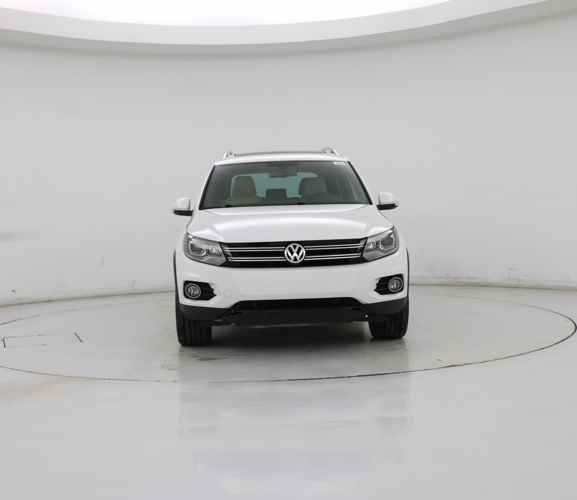 Thumbnail: 2015 Volkswagen Tiguan - 5
