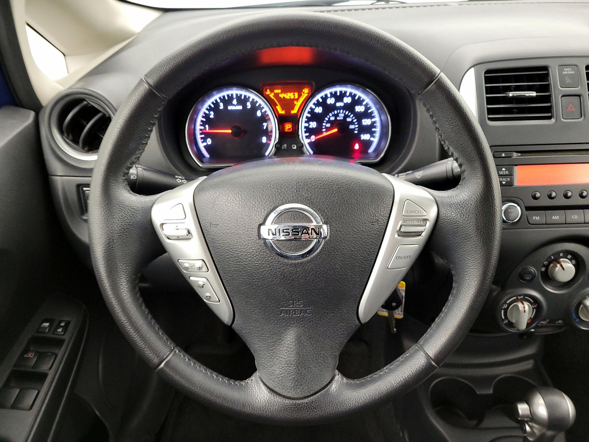 Thumbnail: 2014 Nissan Versa Note - 10