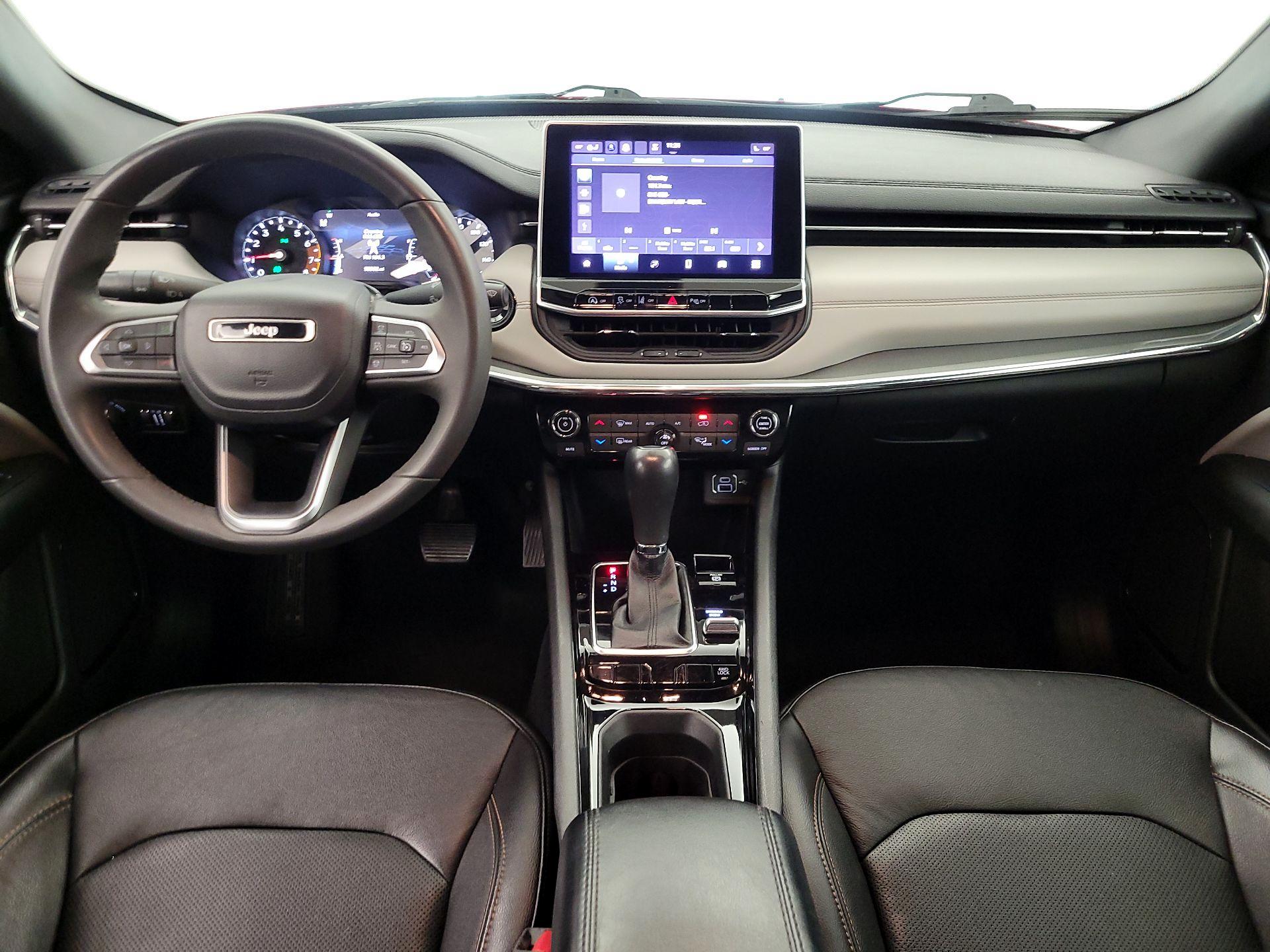 Thumbnail: 2023 Jeep Compass - 9