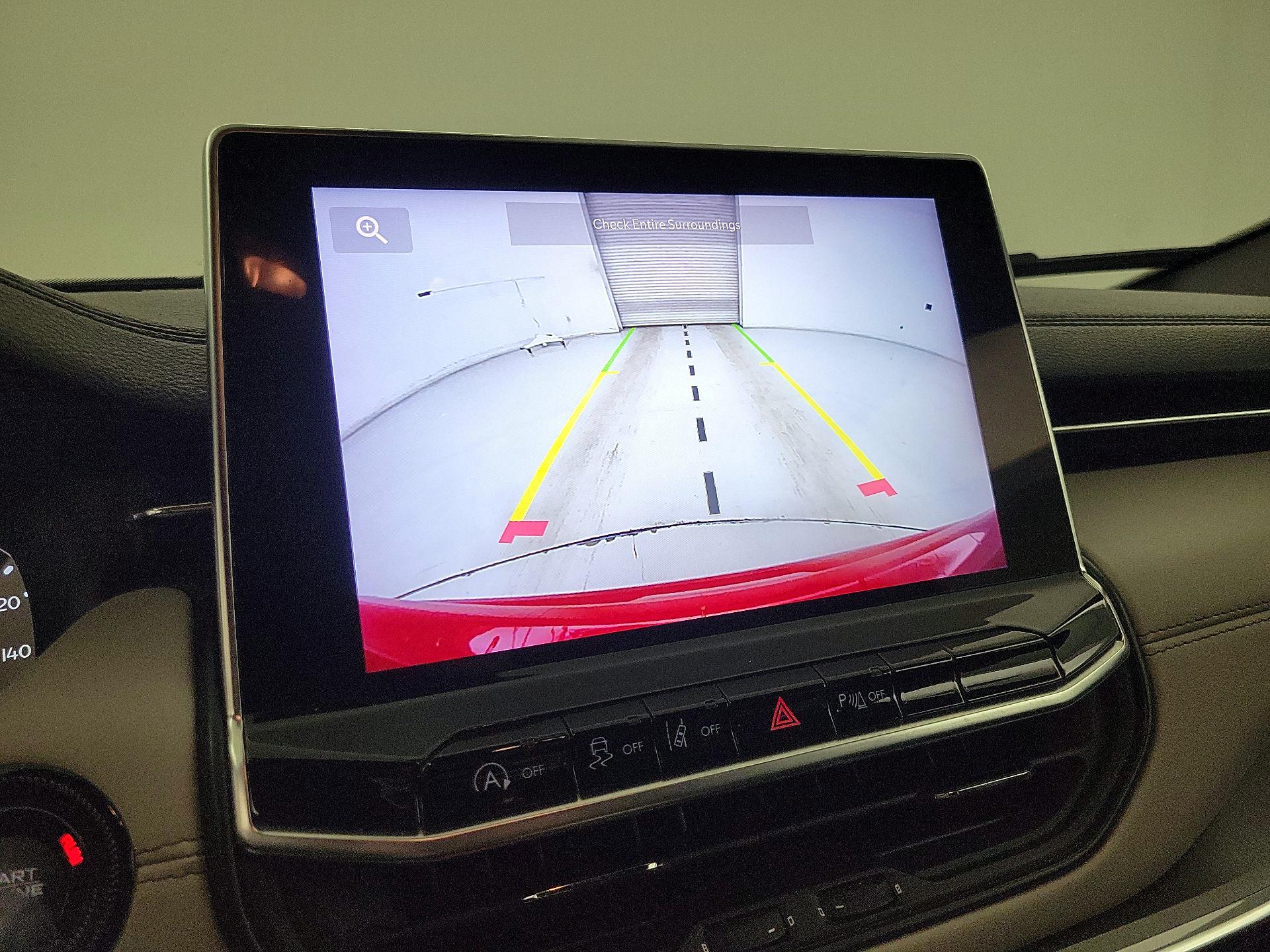 Thumbnail: 2023 Jeep Compass - 14