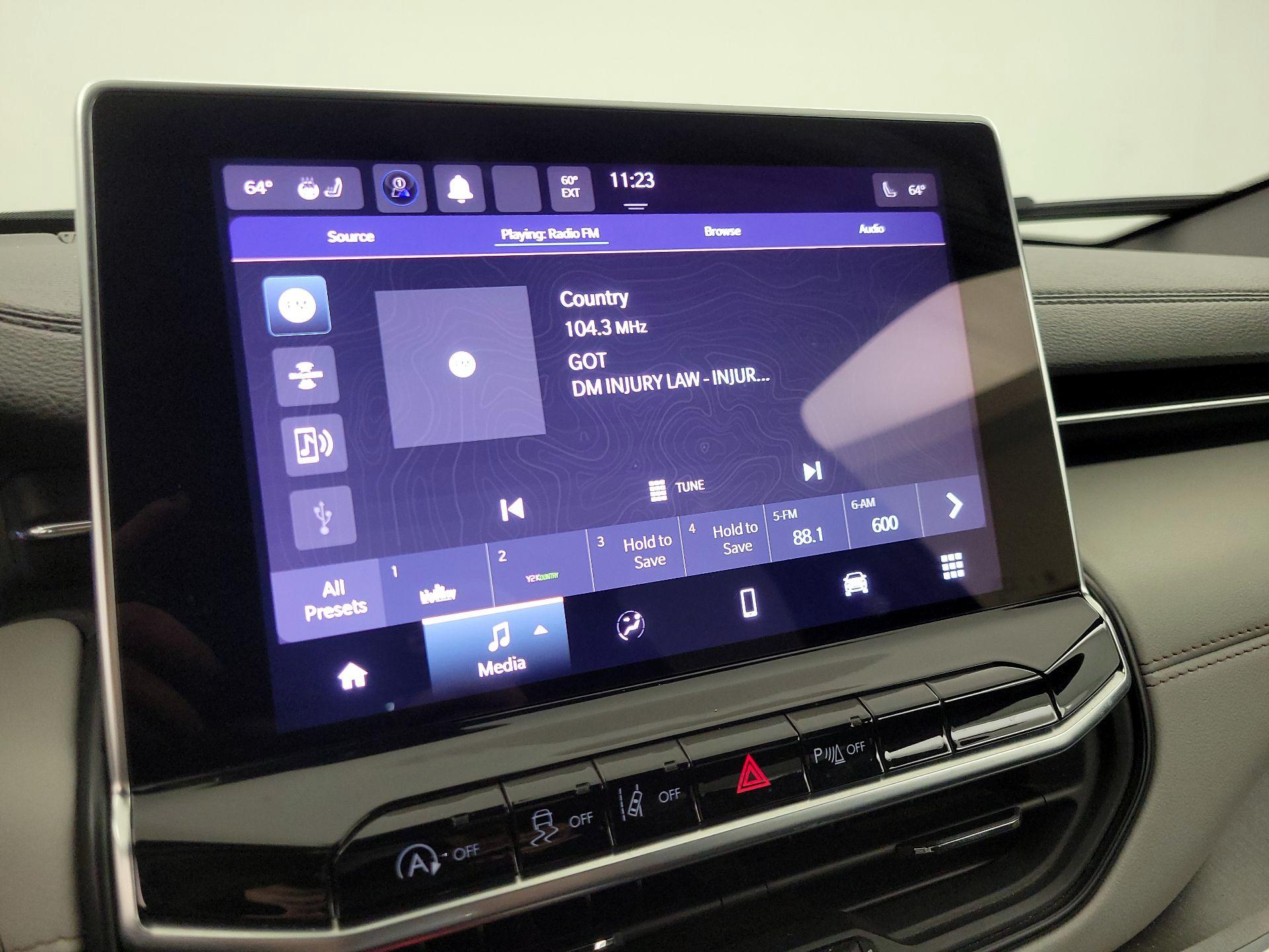 Thumbnail: 2023 Jeep Compass - 15