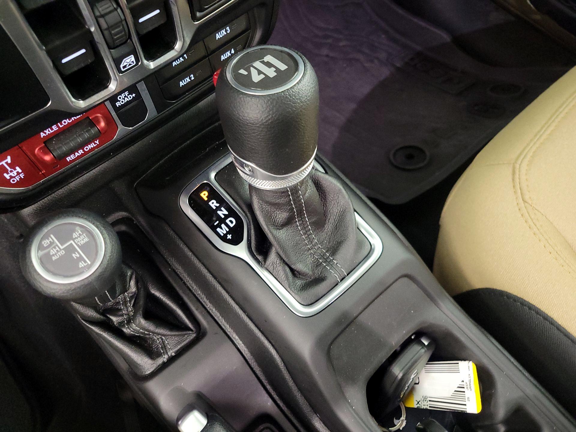 Thumbnail: 2025 Jeep Wrangler - 17