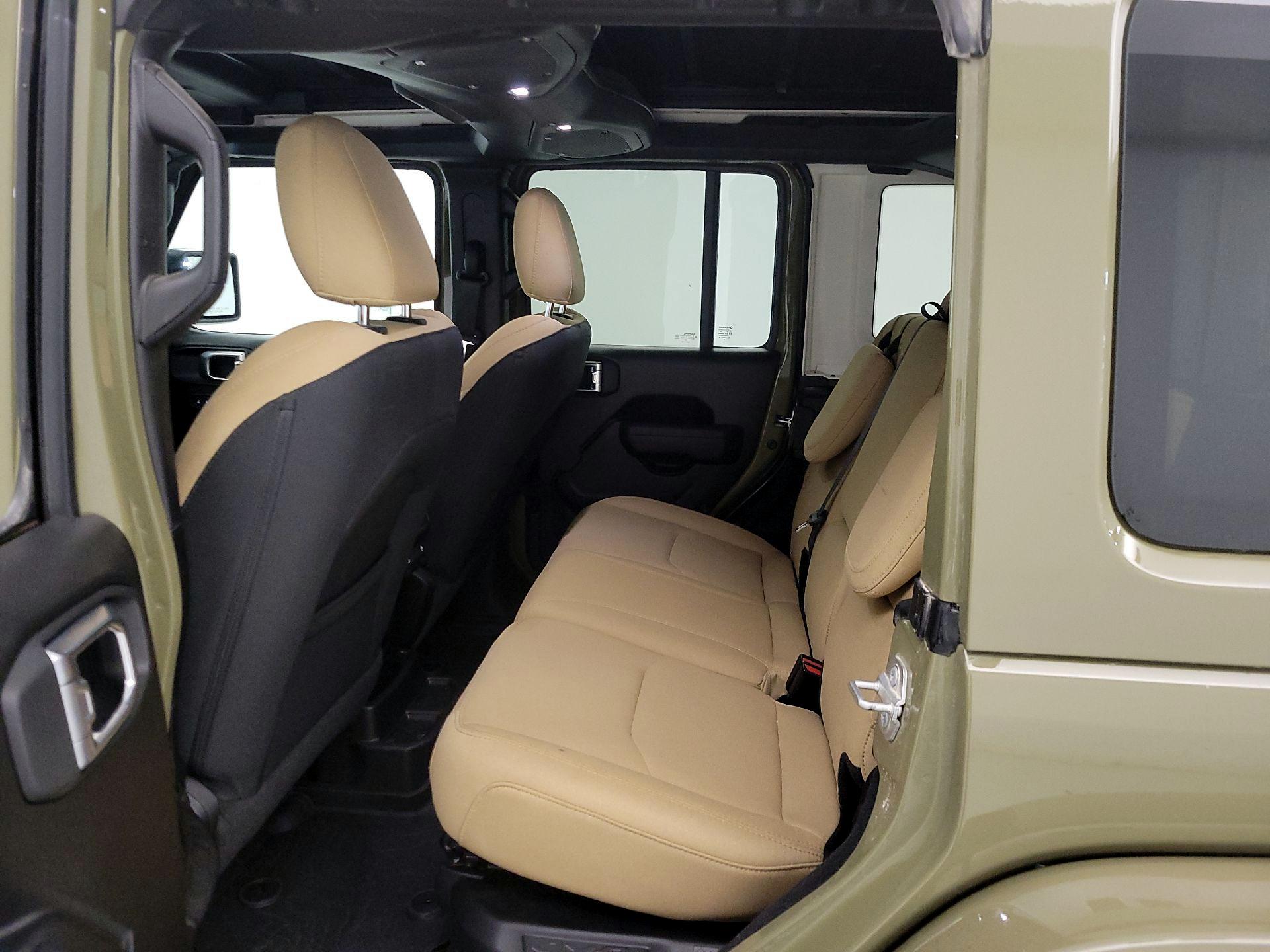 Thumbnail: 2025 Jeep Wrangler - 19