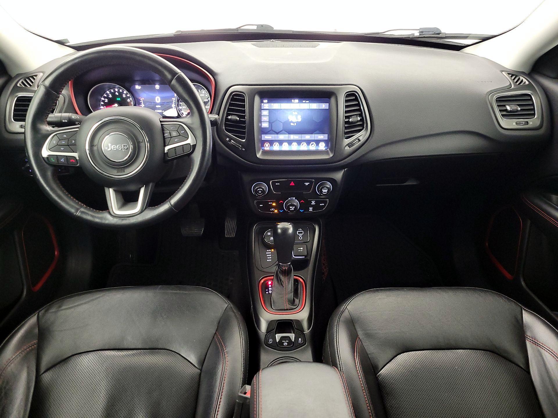 Thumbnail: 2018 Jeep Compass - 9