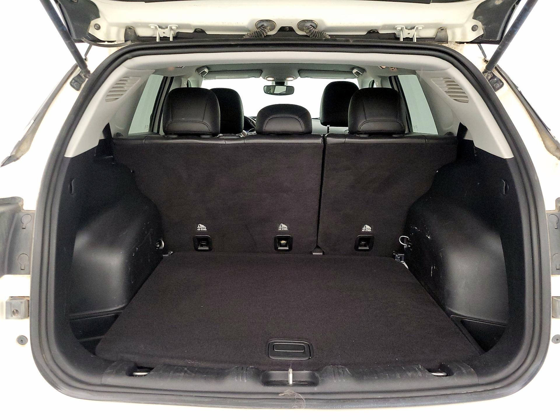 Thumbnail: 2018 Jeep Compass - 20