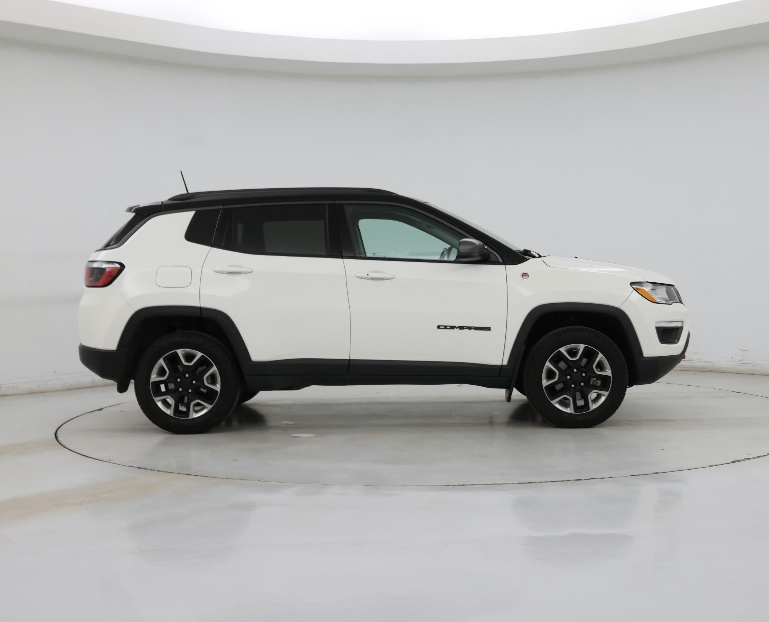 Thumbnail: 2018 Jeep Compass - 7
