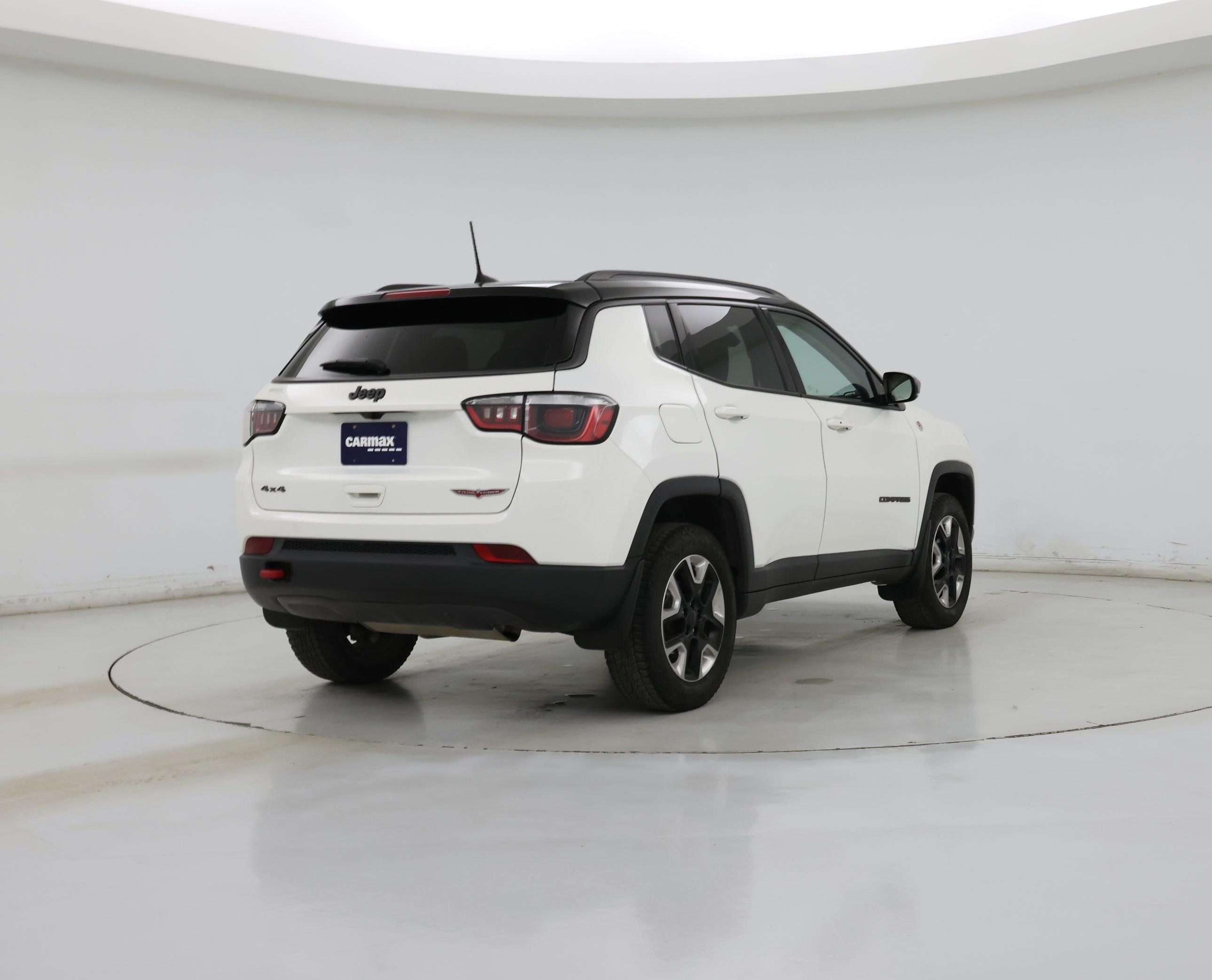 Thumbnail: 2018 Jeep Compass - 8
