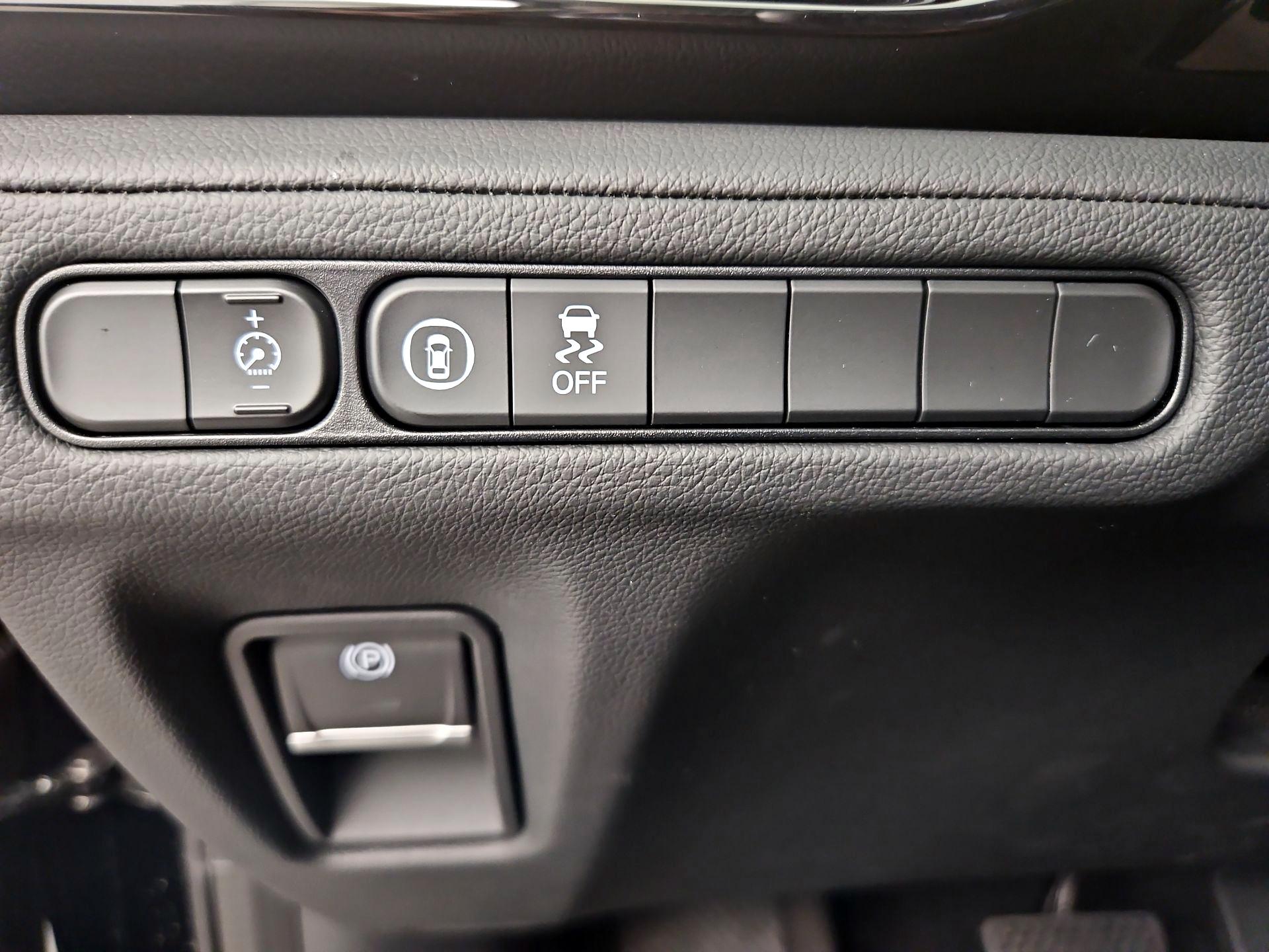 Thumbnail: 2023 Acura MDX - 13