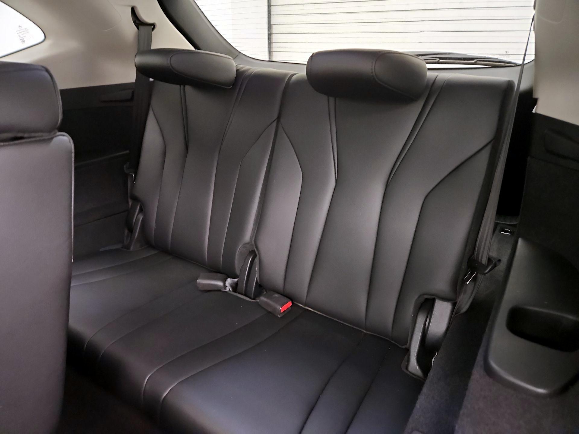 Thumbnail: 2023 Acura MDX - 20