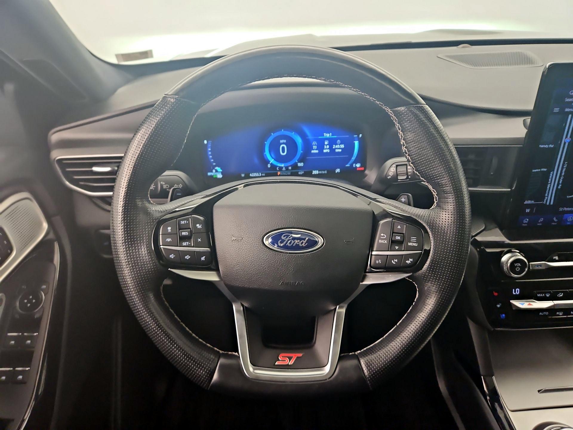 Thumbnail: 2021 Ford Explorer - 10